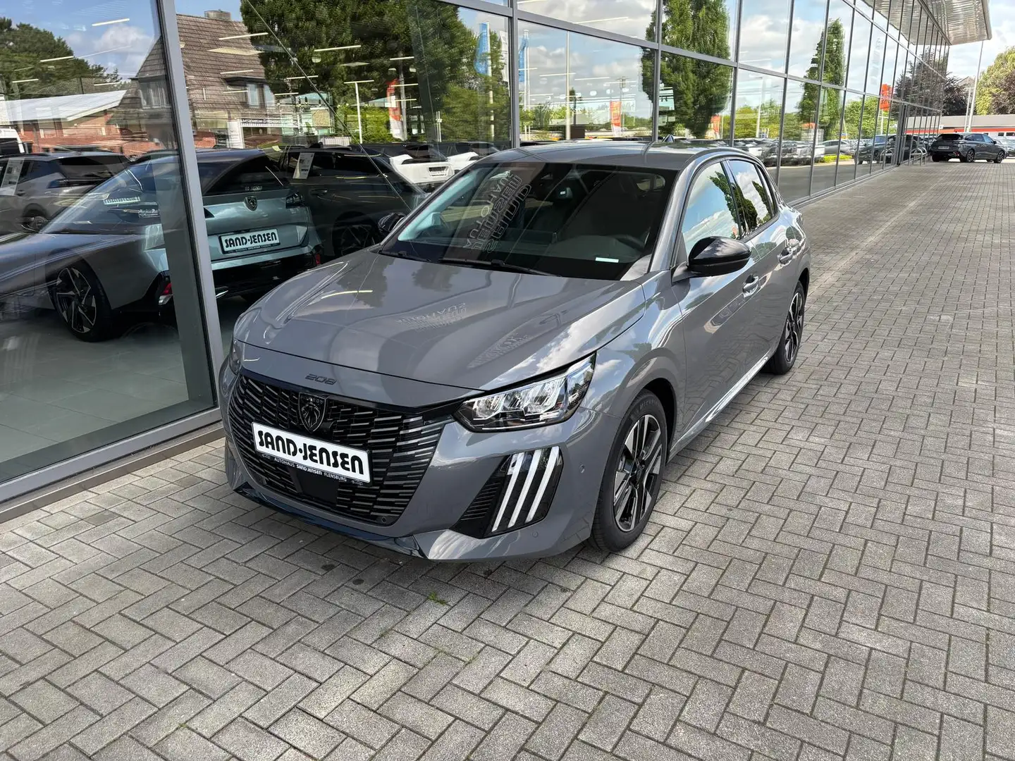 Peugeot 208 1,2 PT 100 Allure 6 Gang ACC 16" Sitzhz Gri - 2