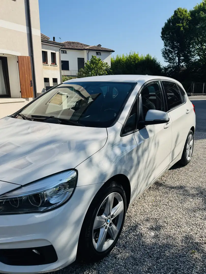 BMW 218 218d Gran Tourer Luxury auto - 2