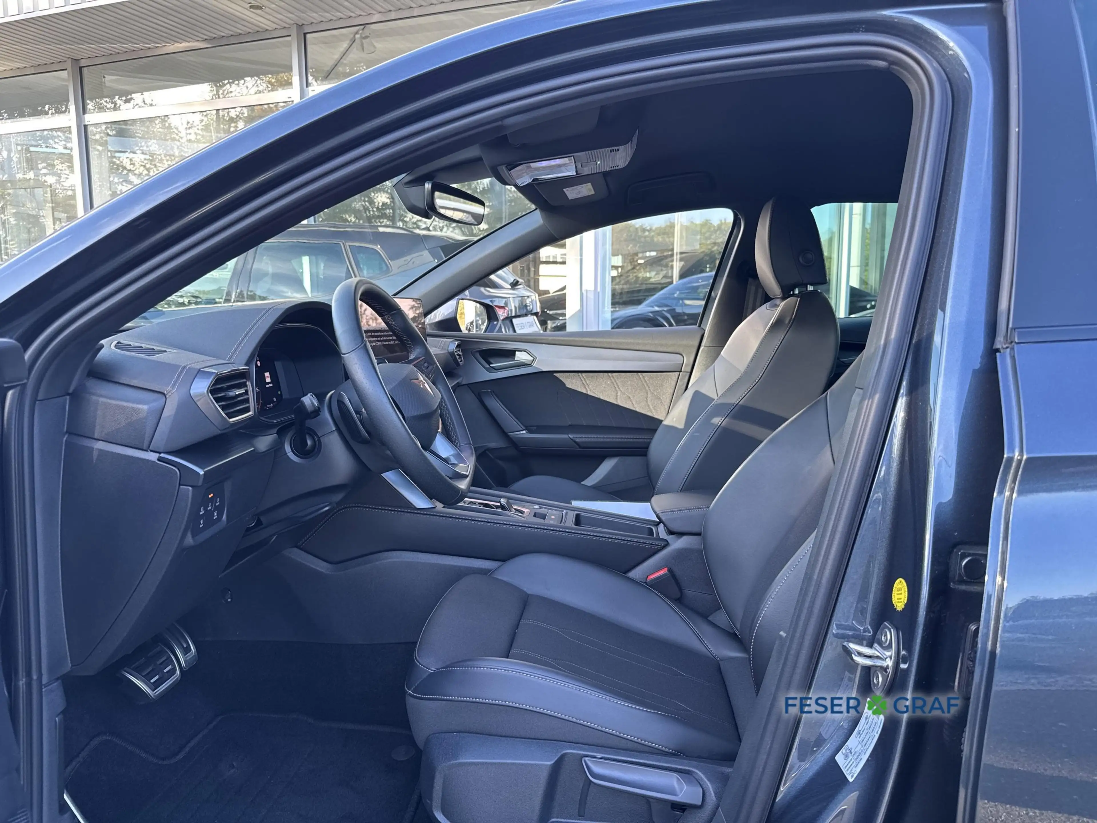 CUPRA Leon SP TDI DSG AHK RFK Matrix Keyless Navi SHZ — photo 6