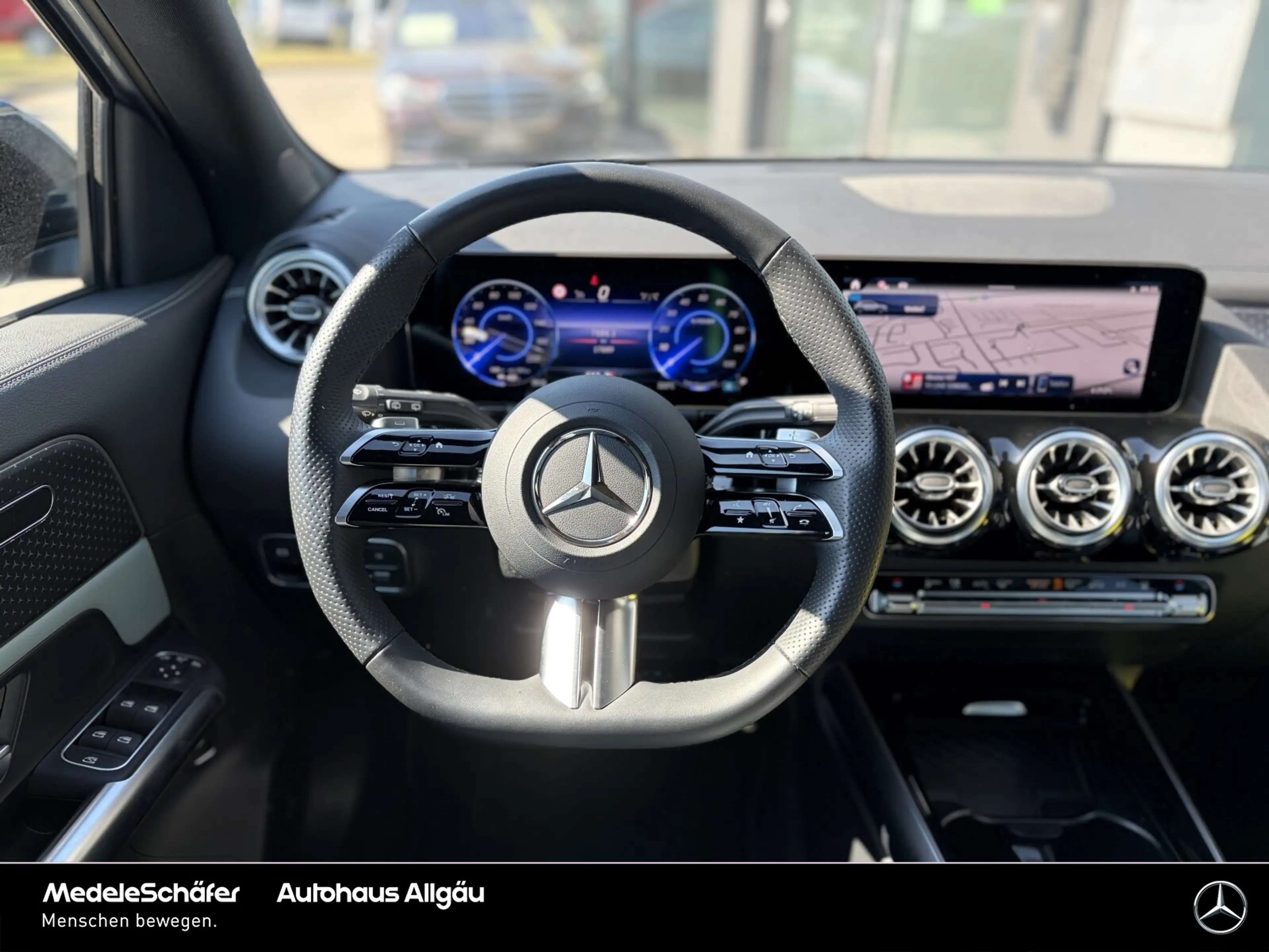 Mercedes-Benz EQA 350 EQA 350 4M AMG Night KeylGo Sound 360° 19" Sport — photo 6