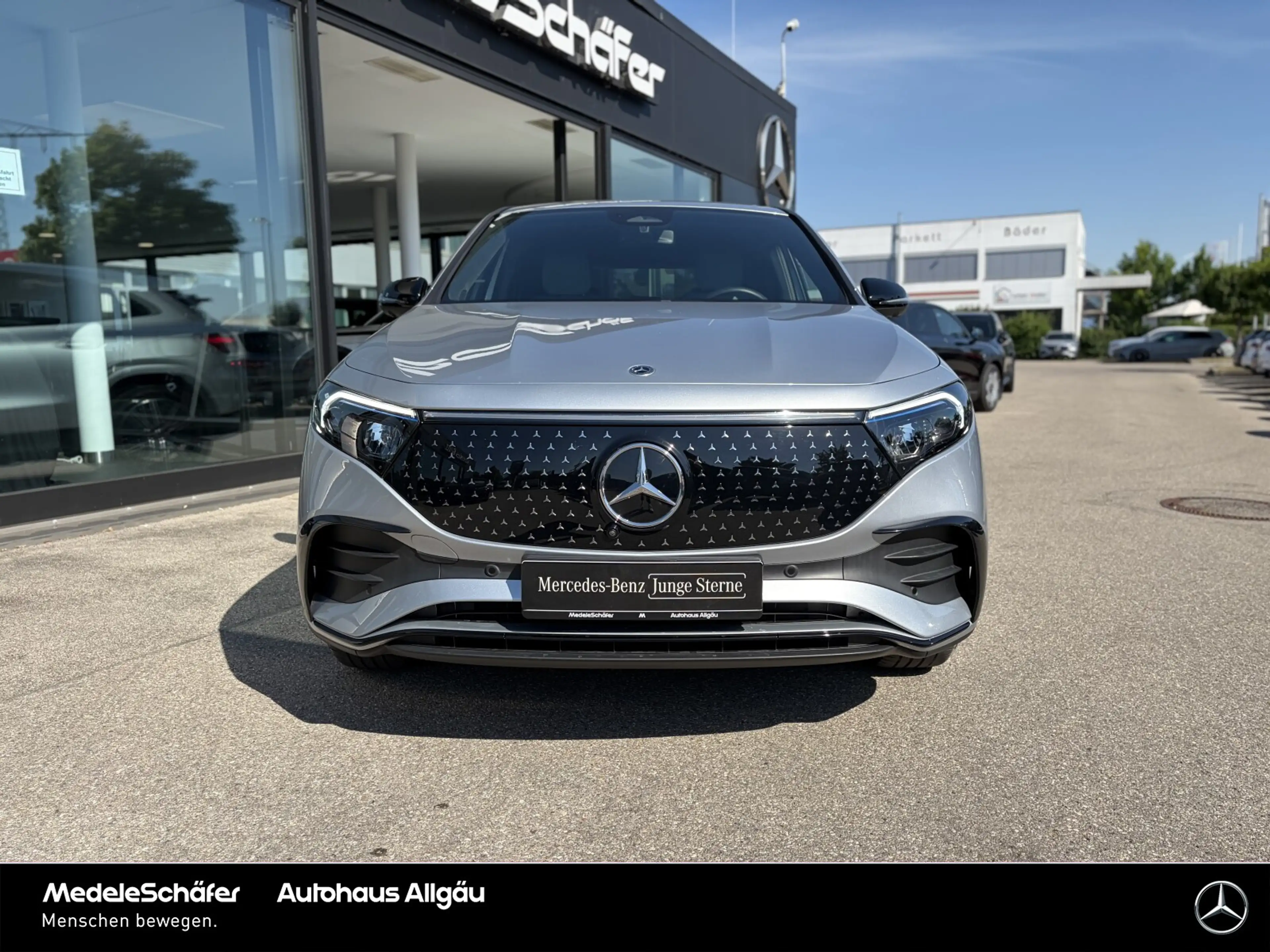 Mercedes-Benz EQA 350 EQA 350 4M AMG Night KeylGo Sound 360° 19" Sport — photo 9