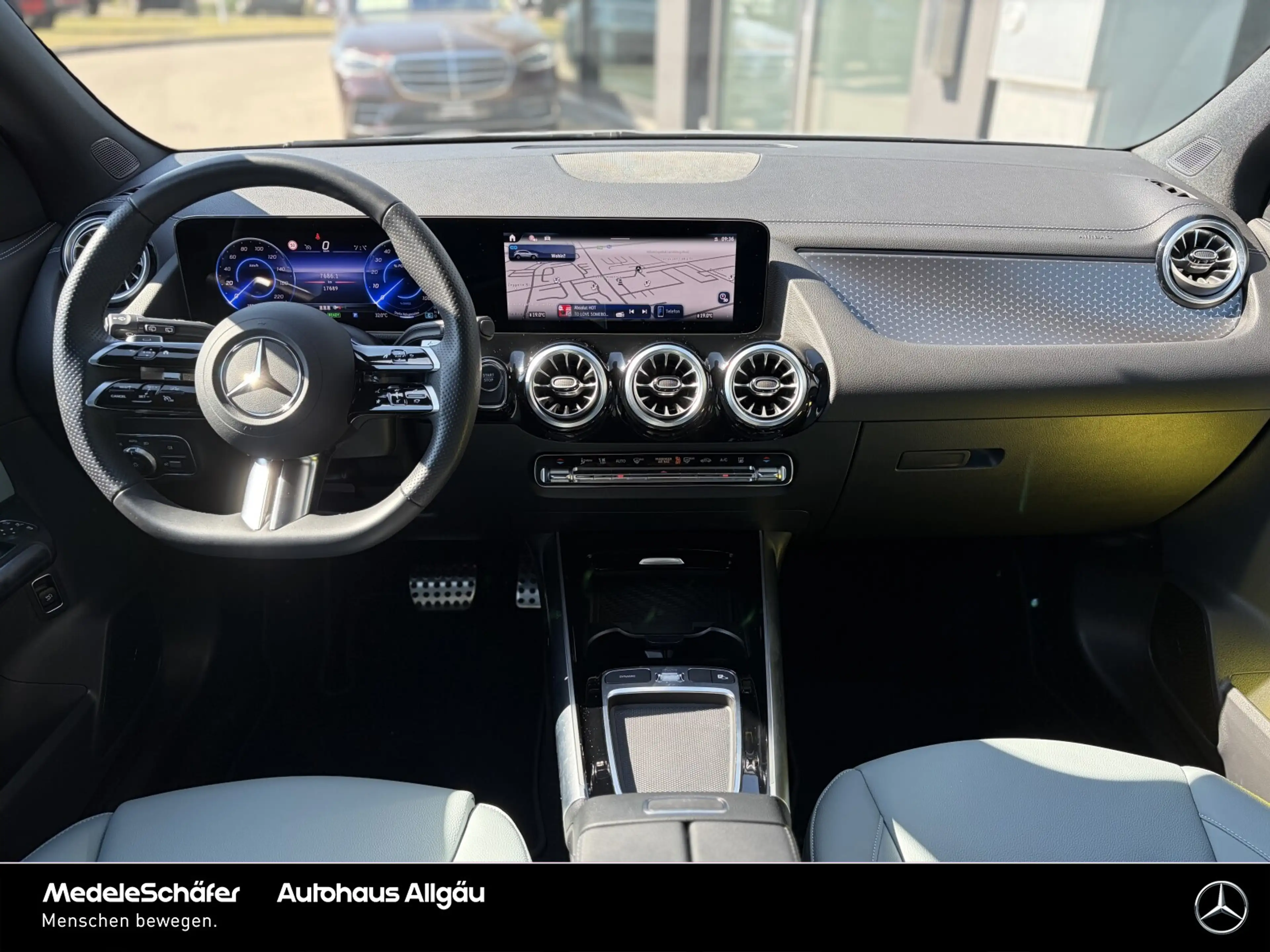 Mercedes-Benz EQA 350 EQA 350 4M AMG Night KeylGo Sound 360° 19" Sport — photo 5