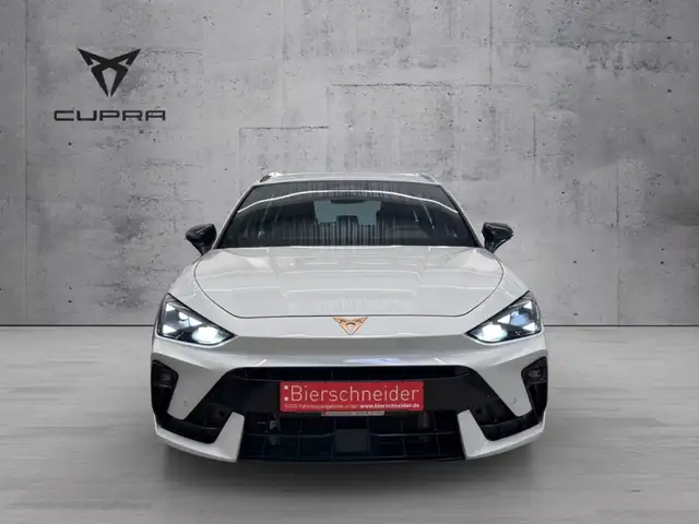 Cupra Leon view 2