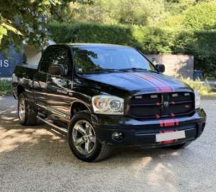 DODGE RAM 1500 5.7 V8 HEMI LARAMIE 2009