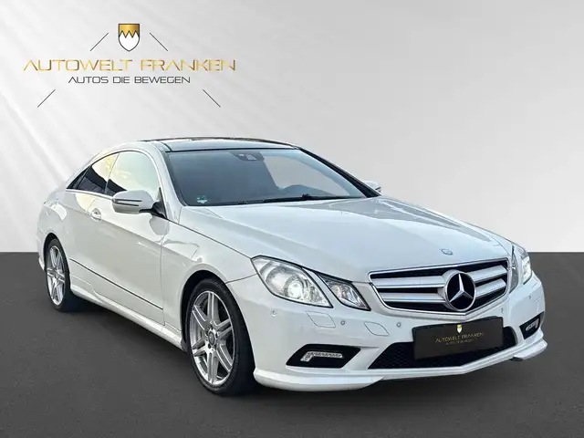 Mercedes-Benz E 350 CGI Coupe *AMG*KEYLESS*PANO*KAMERA*HARMAN