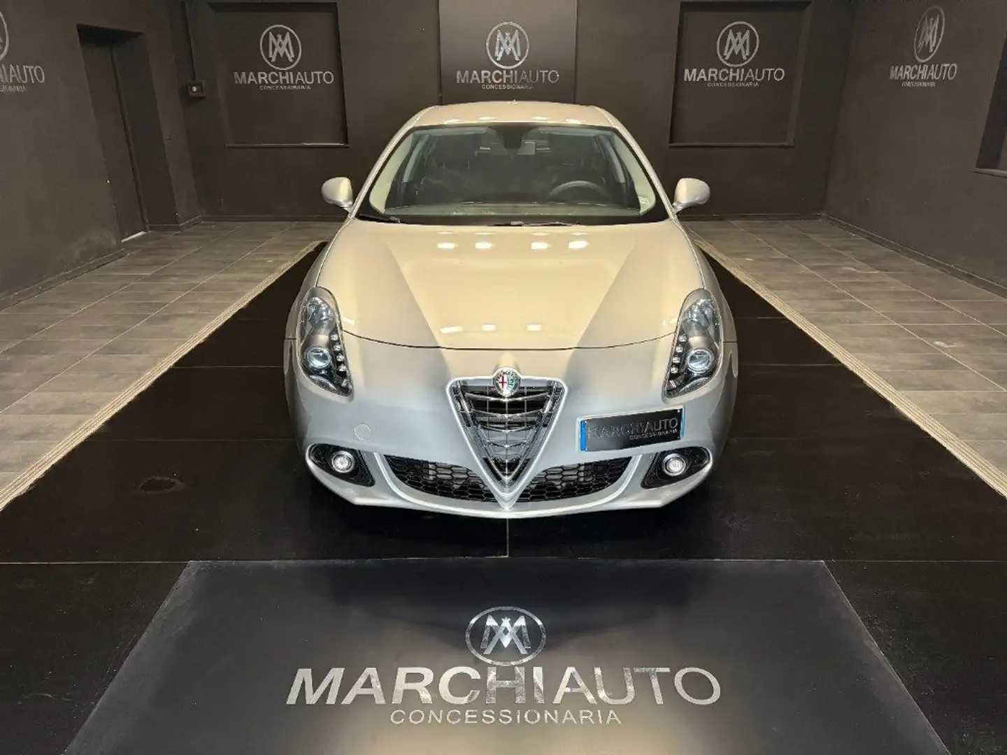 Alfa Romeo Giulietta 1.4 Turbo 105 CV Progression Plateado - 2