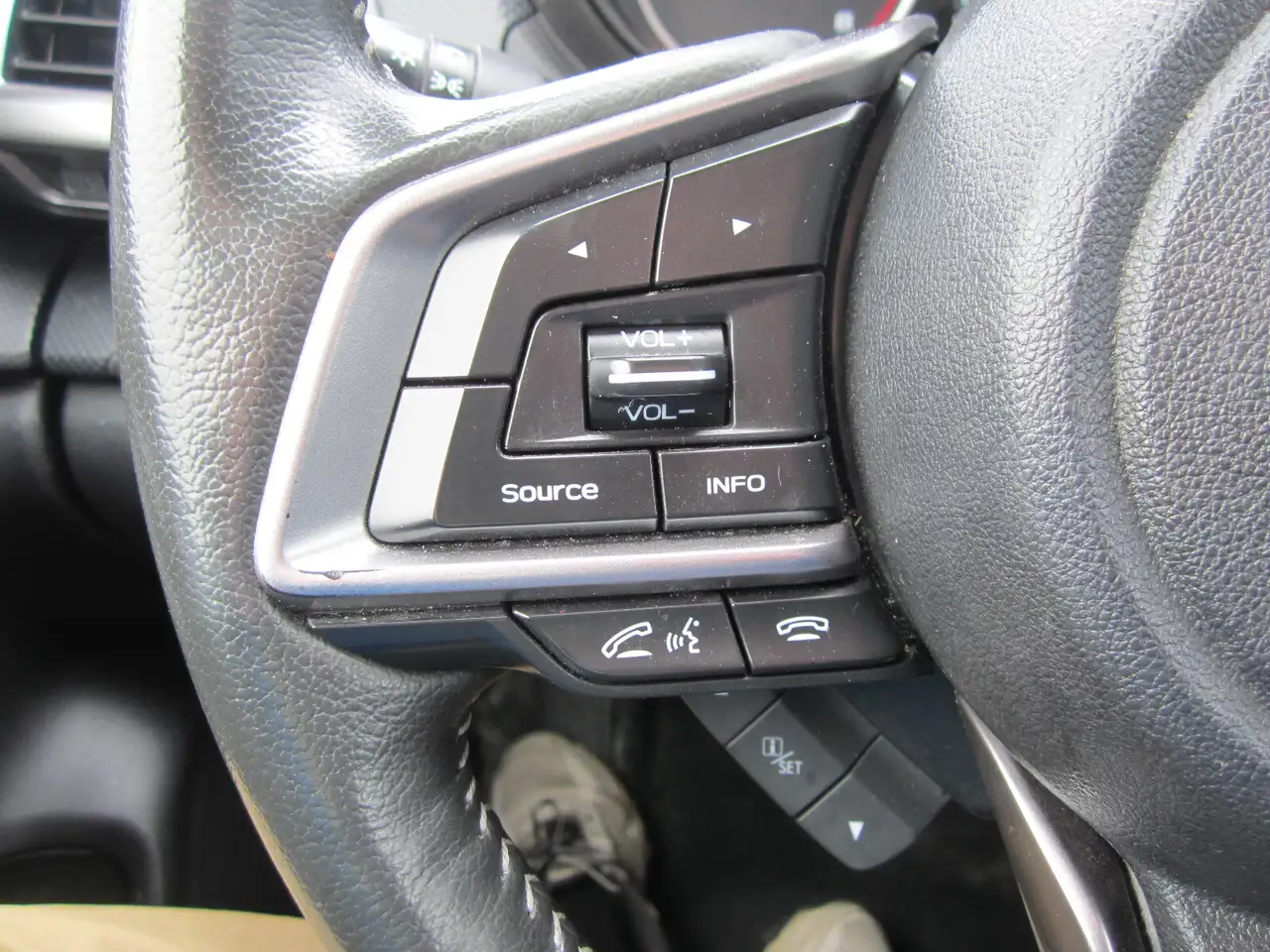 Subaru Forester снимка Subaru Forester