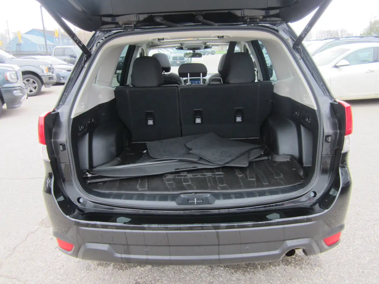Subaru Forester снимка Subaru Forester