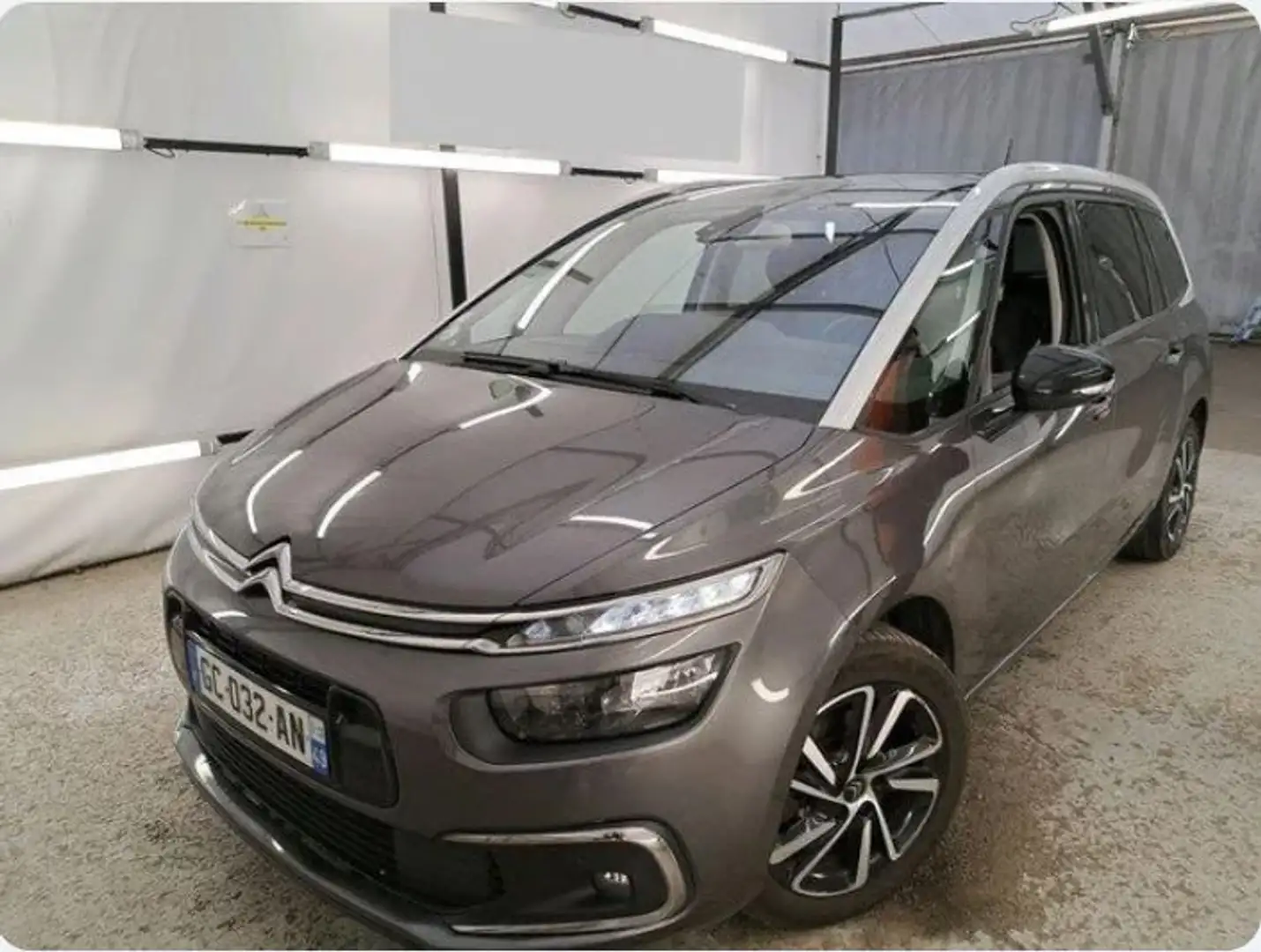Citroen C4 Grand Spacetourer 1.5BlueHDI S&S Shine 130 Gris - 2