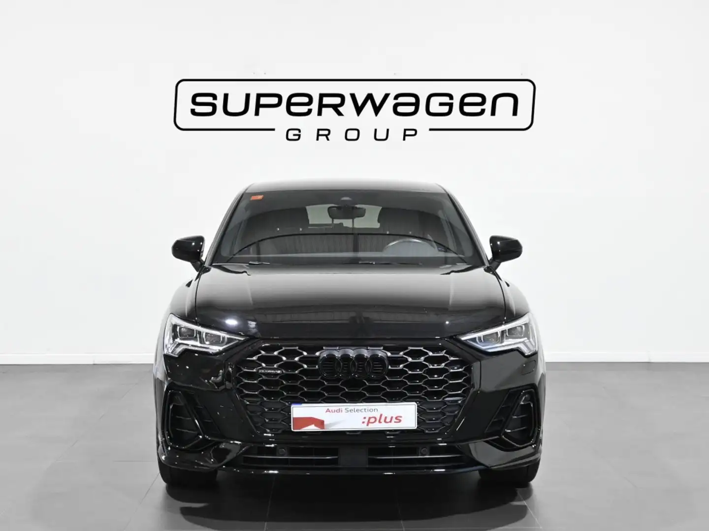 Audi Q3 Sportback 45 TFSI Black line quattro 180kW S troni Negro - 2