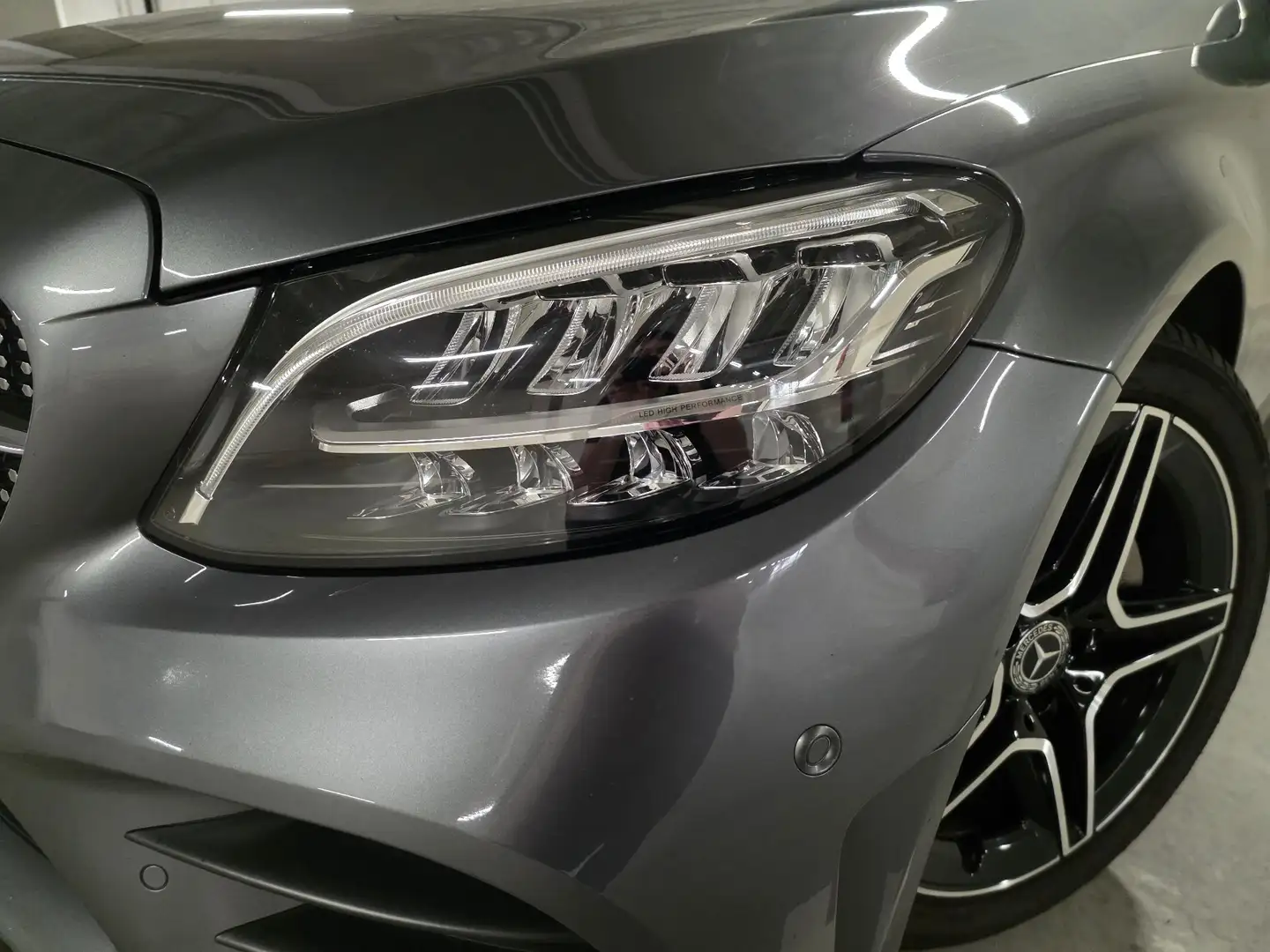 Mercedes C 200 d T 9G-TRONIC AMG Line - Vista 5