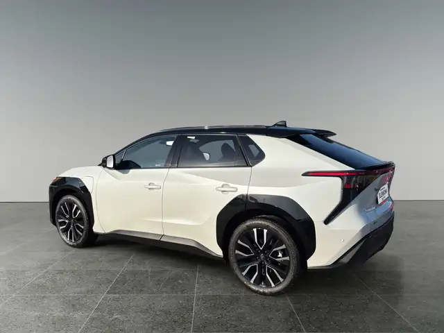 Toyota bZ4X bZ4X BEV 252kW 4x4 Lounge Ansicht 3