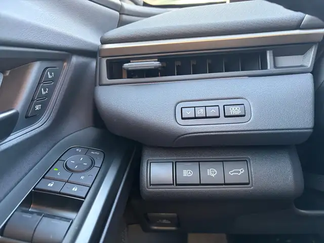 Toyota bZ4X bZ4X BEV 252kW 4x4 Lounge Ansicht 25