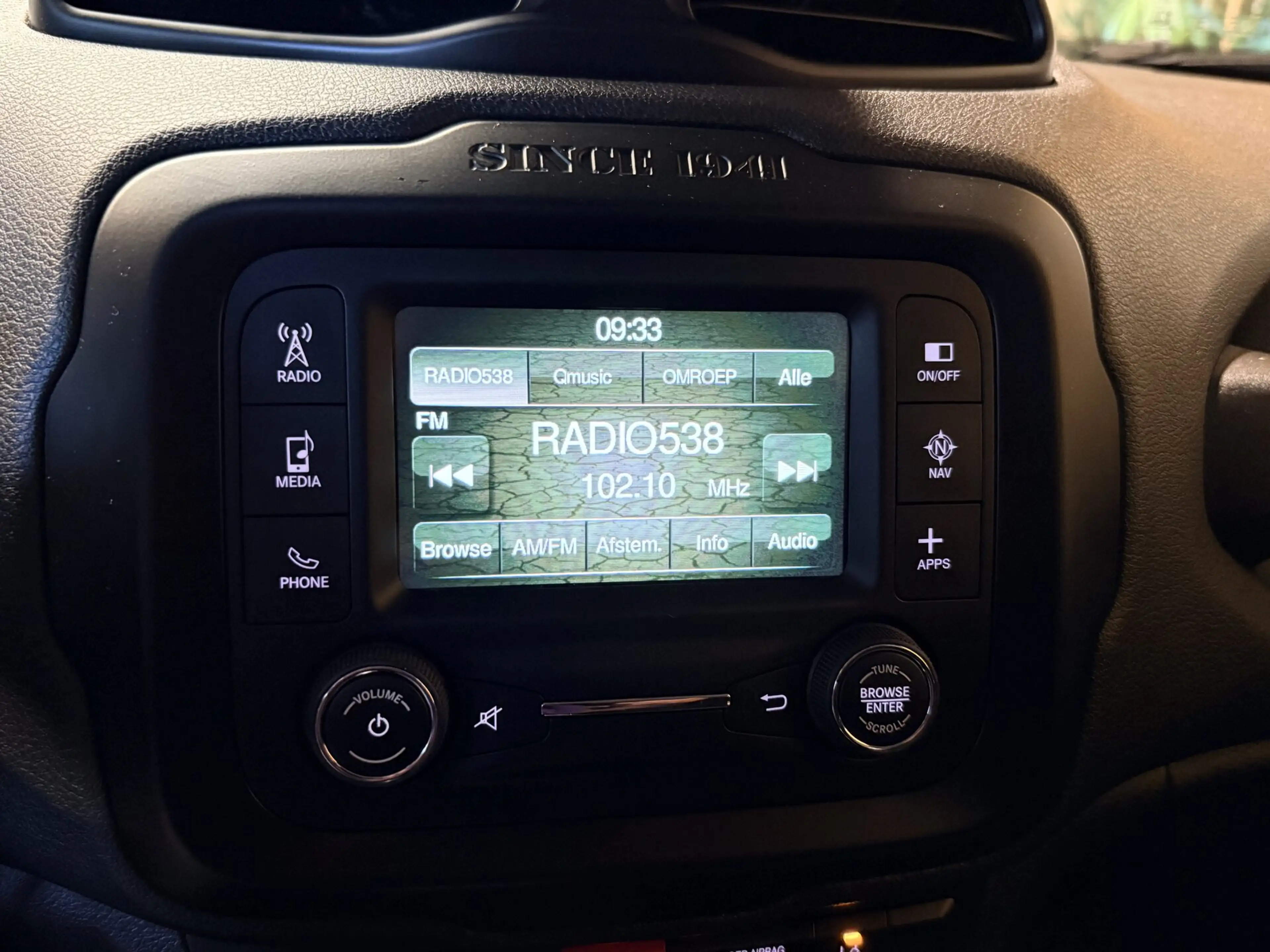 Jeep Renegade 1.4 MultiAir Limited — photo 19