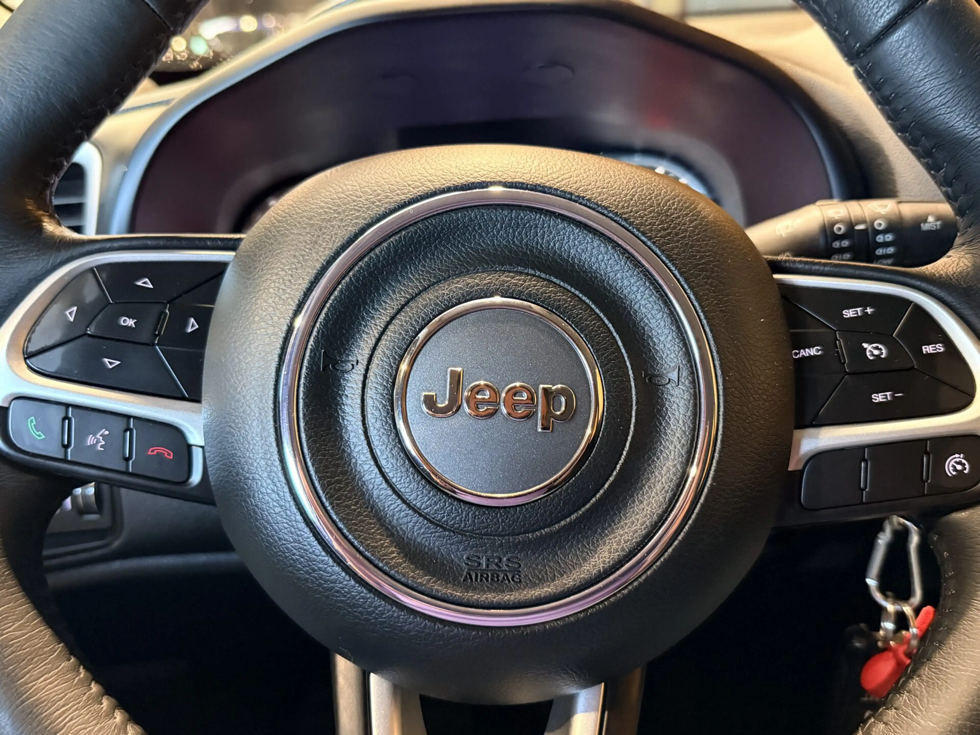 Jeep Renegade 1.4 MultiAir Limited — photo 28