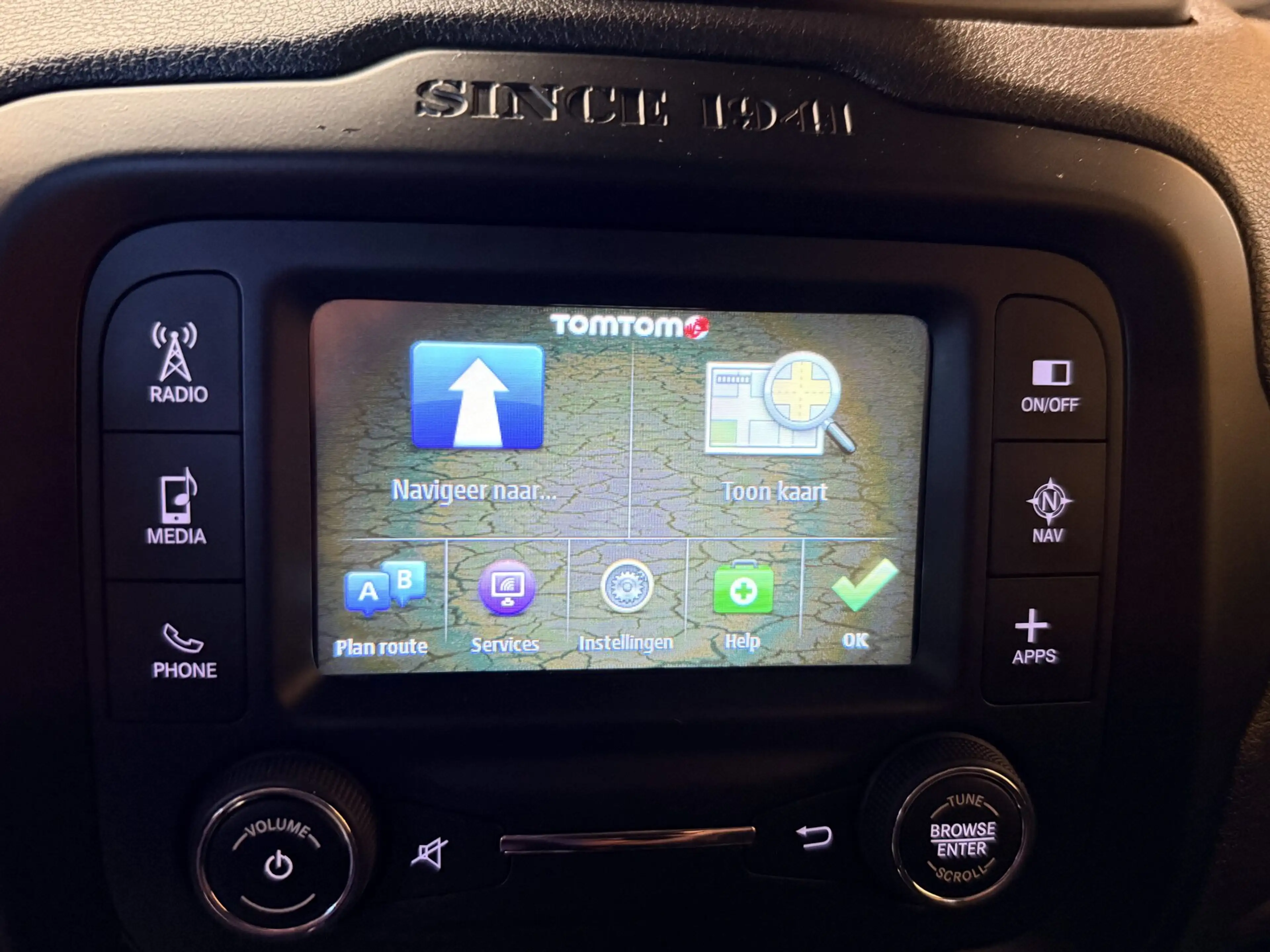 Jeep Renegade 1.4 MultiAir Limited — photo 21