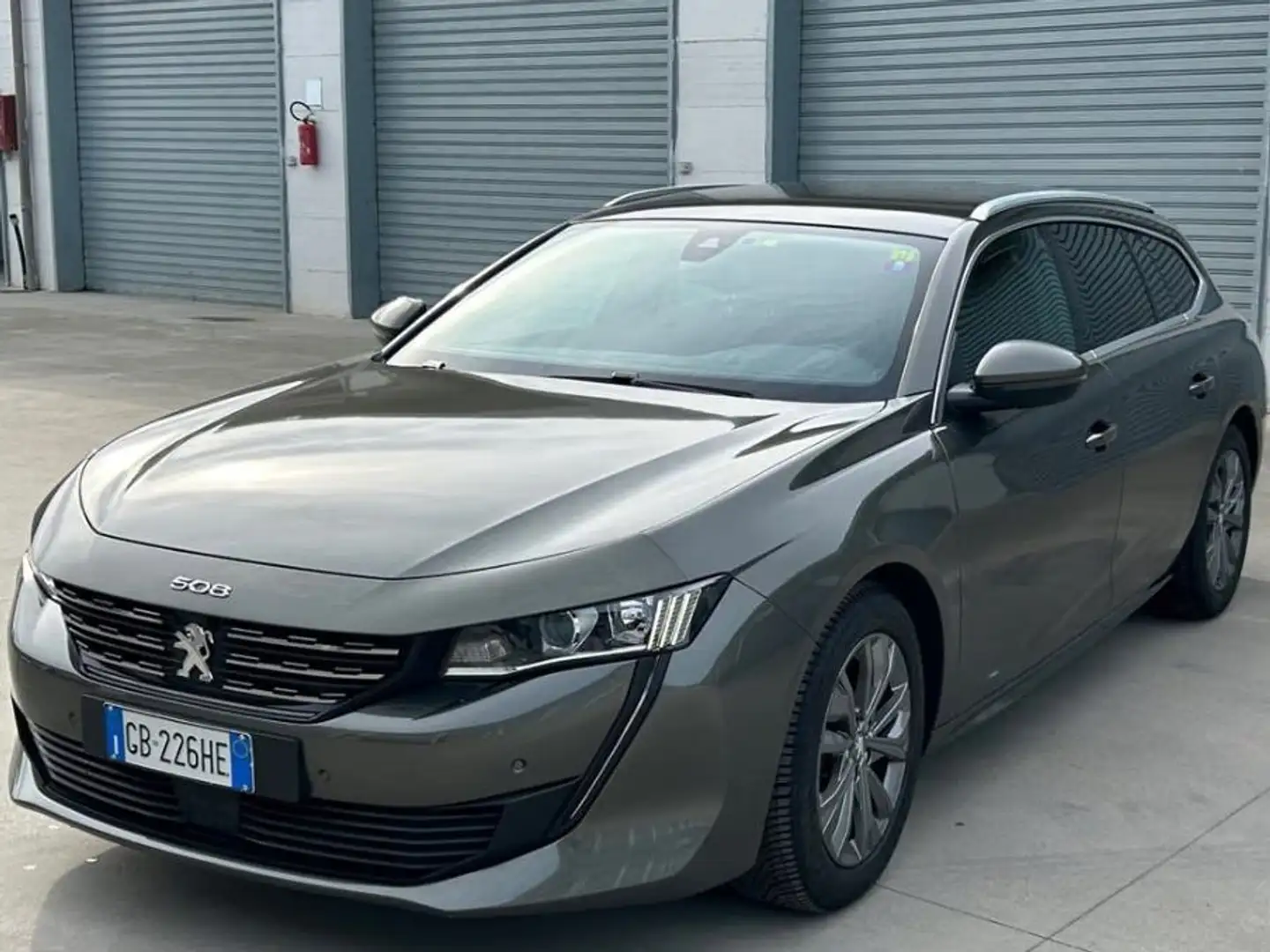 Peugeot 508 508 II 2019 SW SW 1.5 bluehdi Active s Hnědá - 1