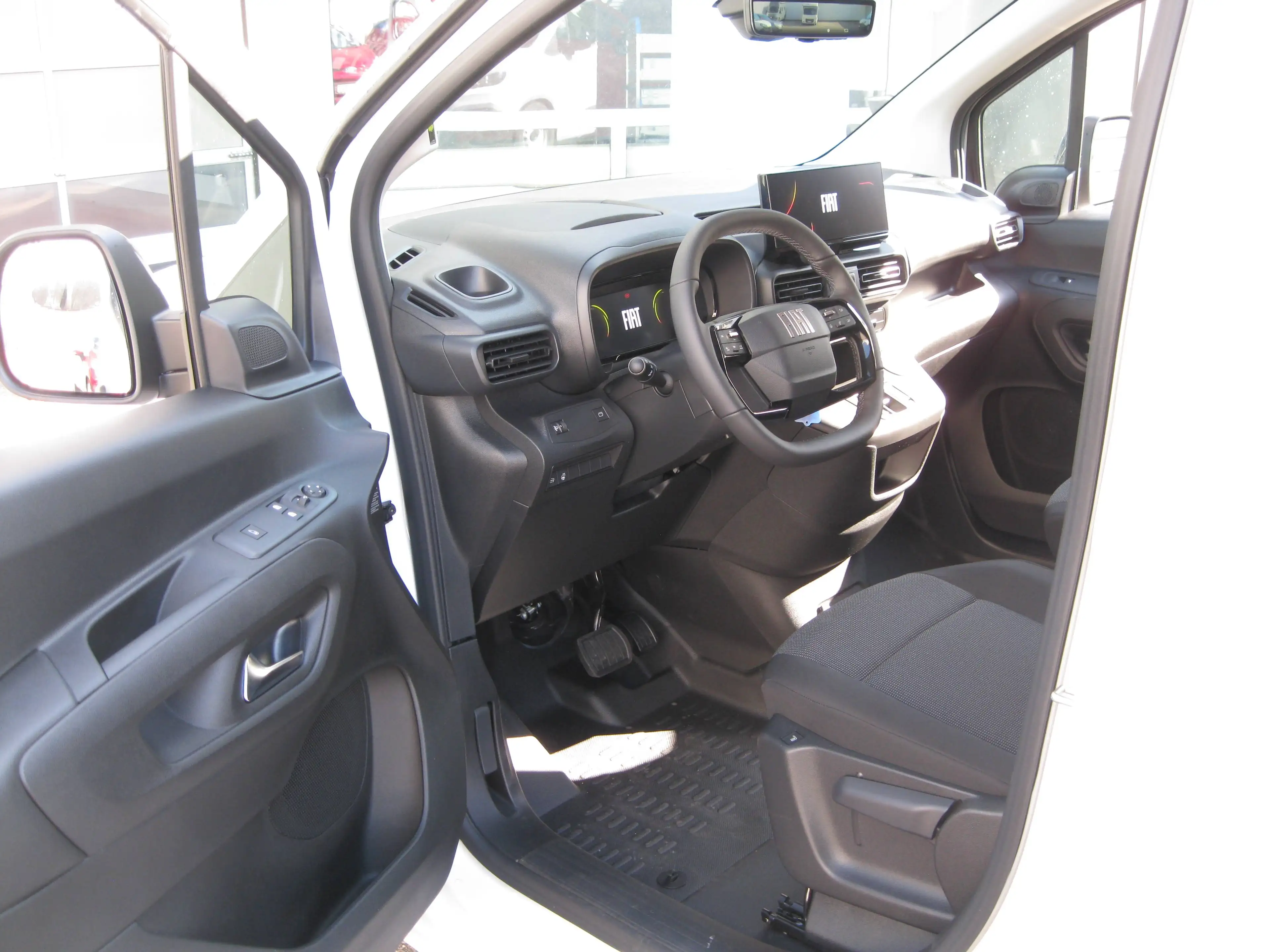 Fiat Doblo Series 4 Kastenwagen XL Diesel 130PS Automatik-ZV-PDC-KLIMA-ZV — photo 5