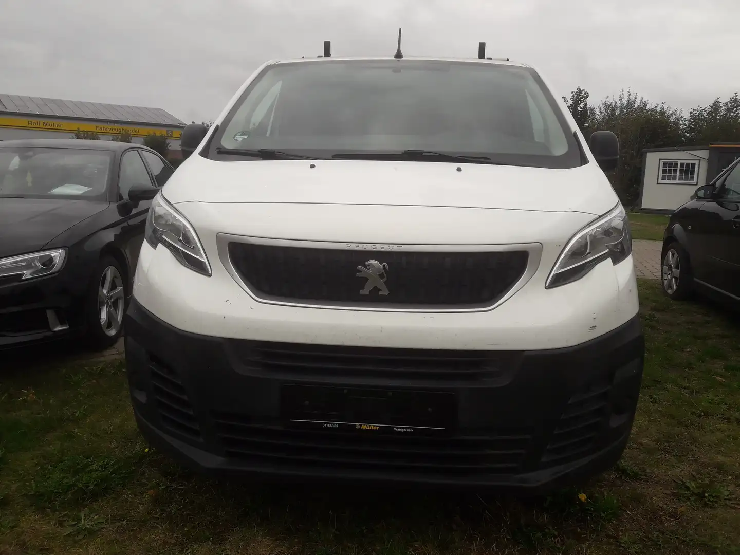 Peugeot Expert 1,6 BlueHDi Pro L2 Kasten Weiß - 2