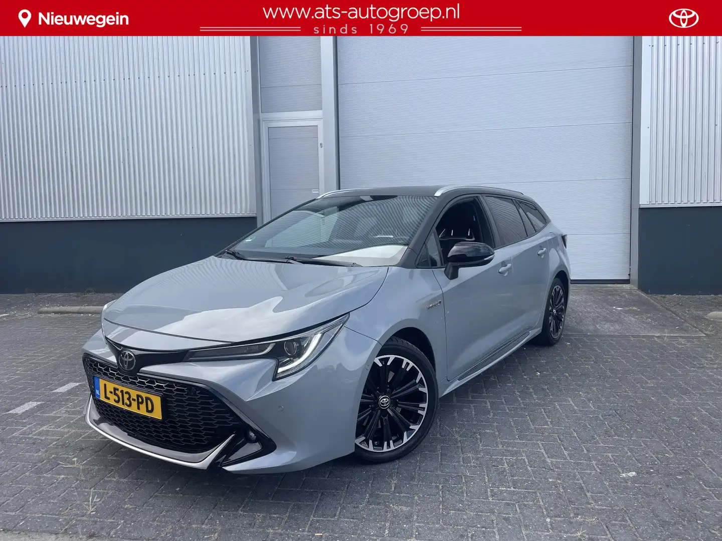 Toyota Corolla Touring Sports 2.0 Hybrid GR-Sport , org NL en 1e Grijs - 1
