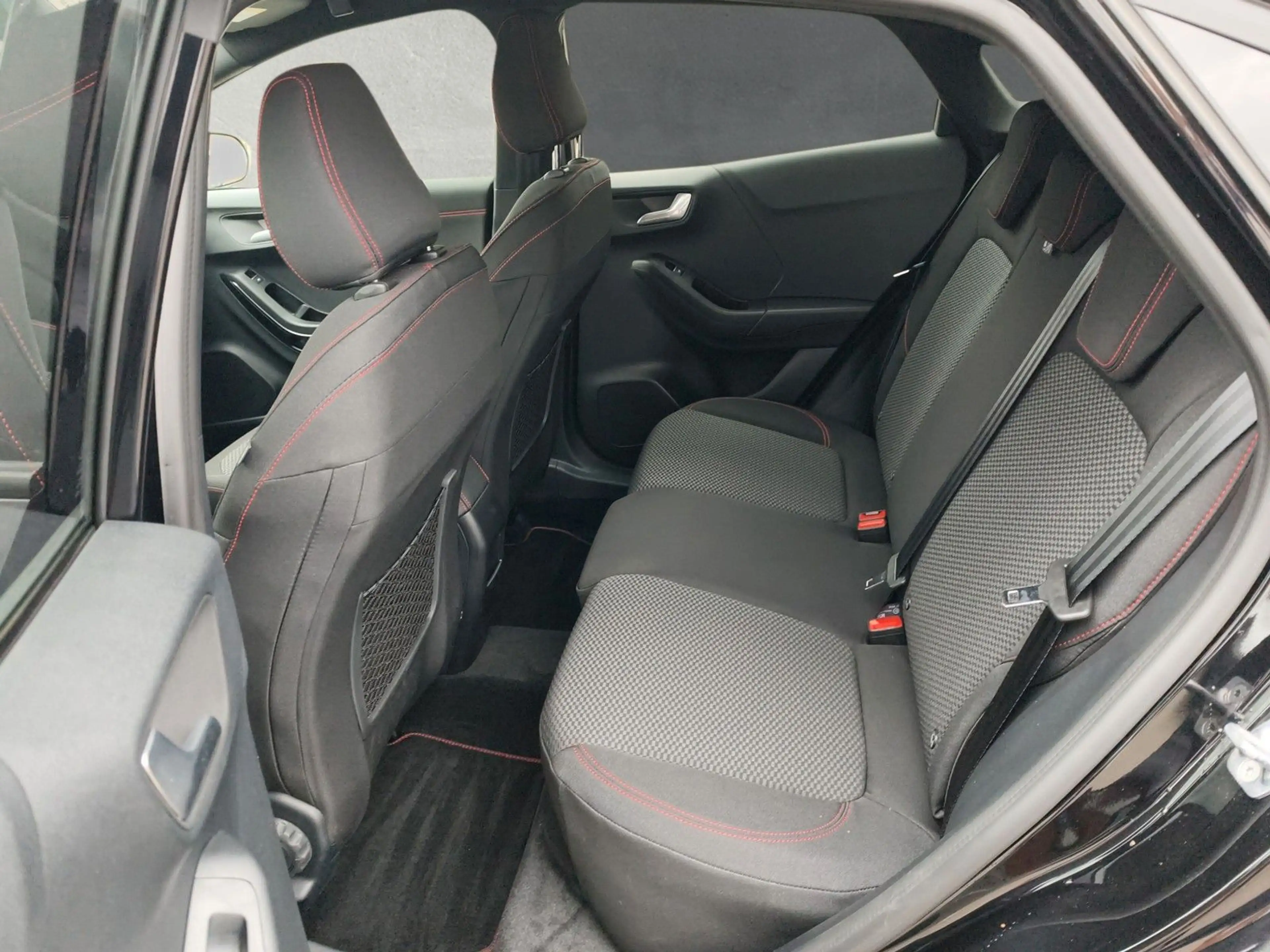 Ford Puma ST-Line — photo 10