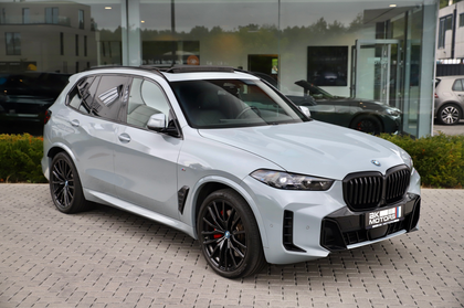 BMW X5 xDrive50e PHEV M-Pack - Pano - Trekhaak - H/K - 360 - HUD - Keyless - Memory -
