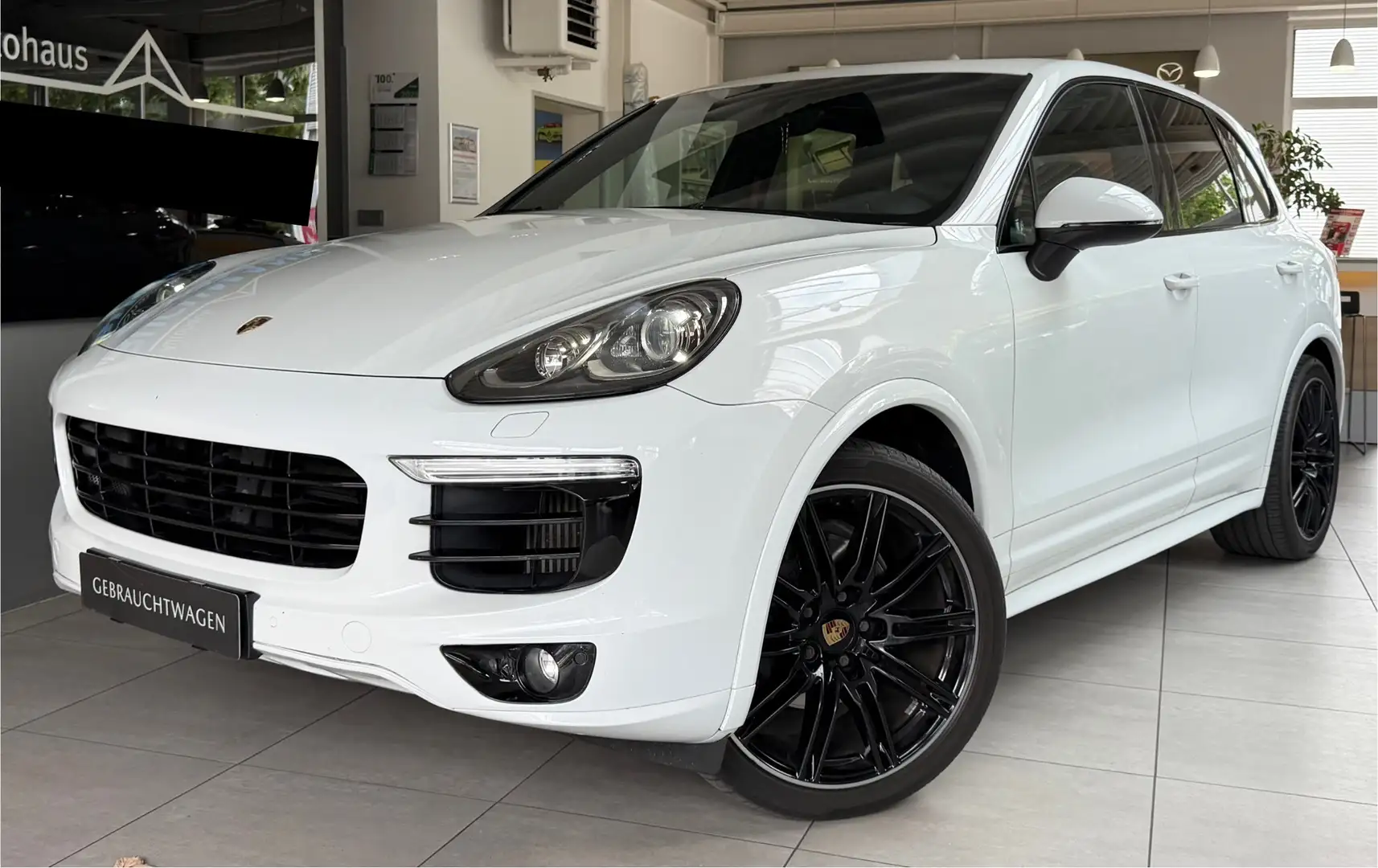 Porsche Cayenne Diesel GTS Paket Panorama AHK Lenkradheizung Luft Bianco - 1