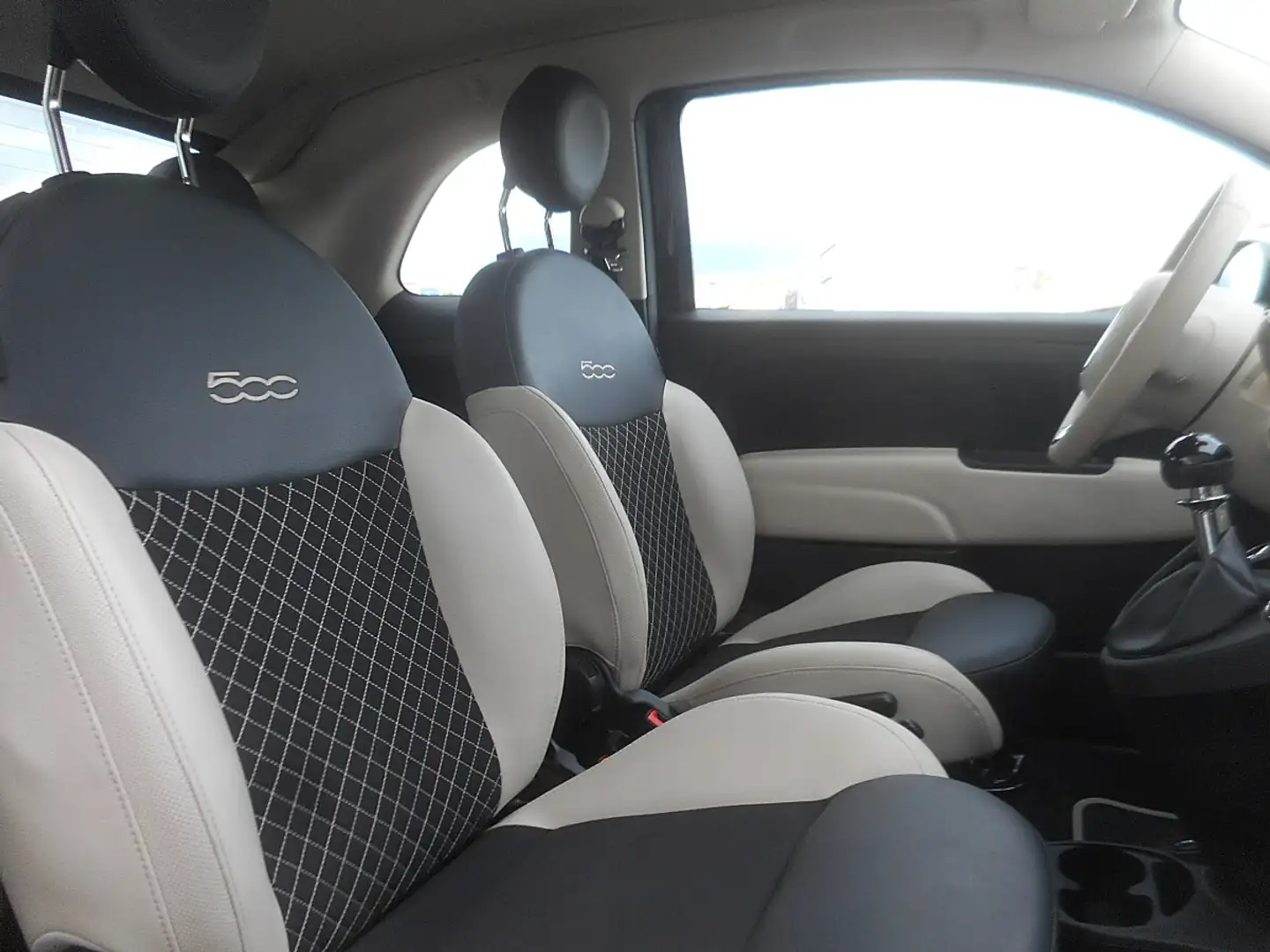 Fiat 500C FireFly Hybrid 70 Dolcevita Schwarz - 2