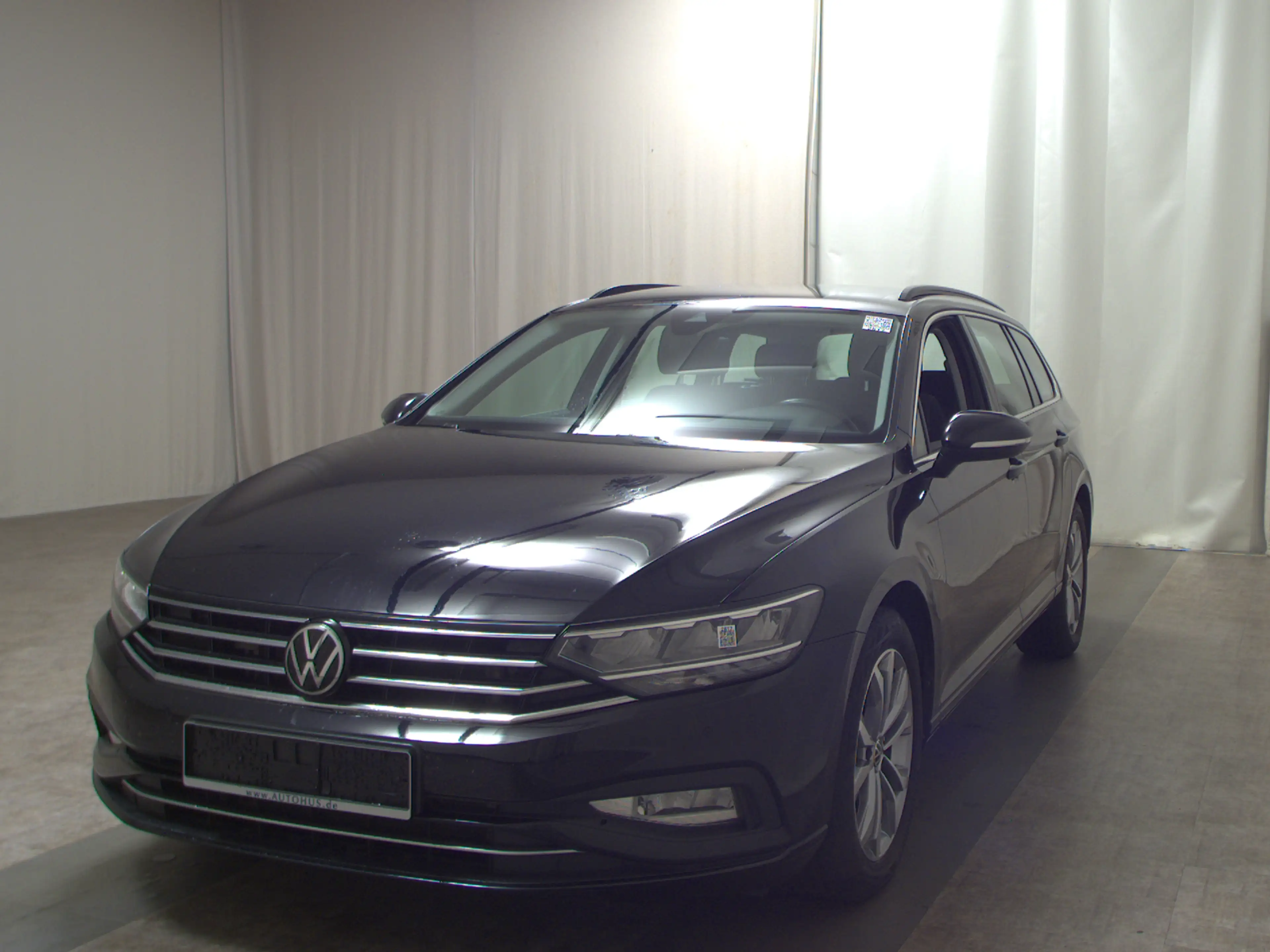 Volkswagen Passat Variant Variant 2.0 TDI Business Navi DC LED RFK — photo 2