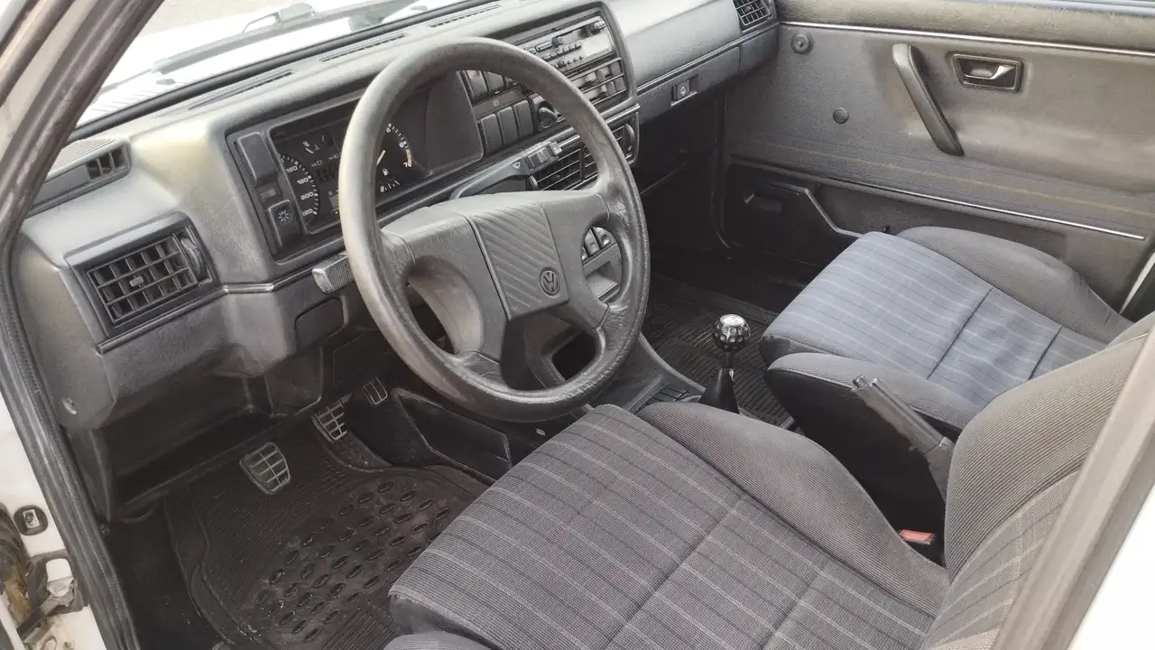 Volkswagen Golf GTI 1.8 110, foto 8