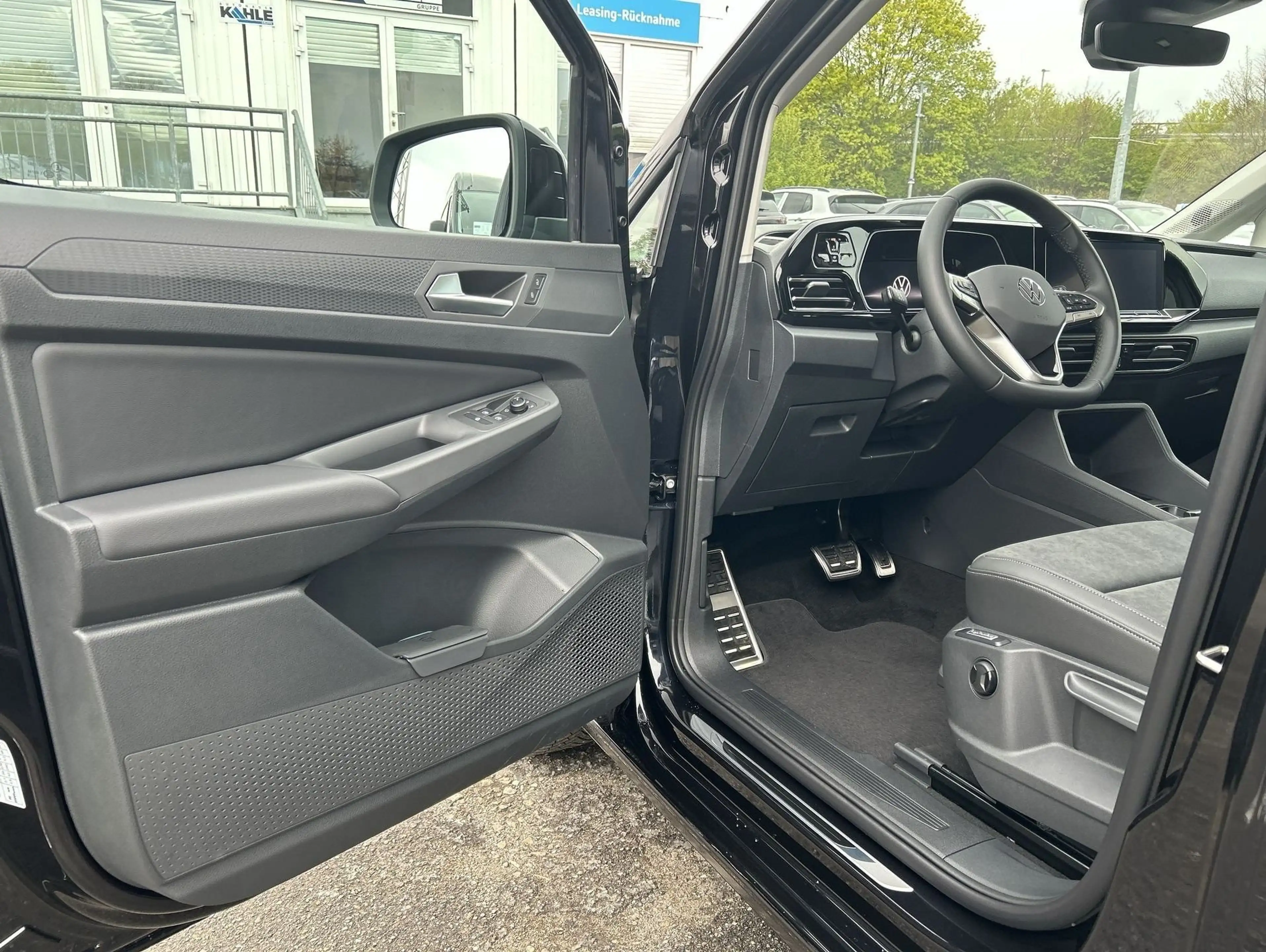 Volkswagen Caddy NFZ Life 5-Sitzer Motor: 1.5 l TSI EU6 85 kW Getr — photo 13