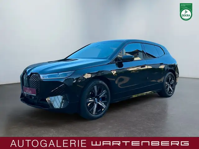 BMW iX xDrive 40 Sportpaket/LIVE COCK PROF/360°/AHK/