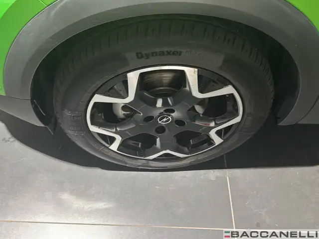Opel Mokka-E view 9