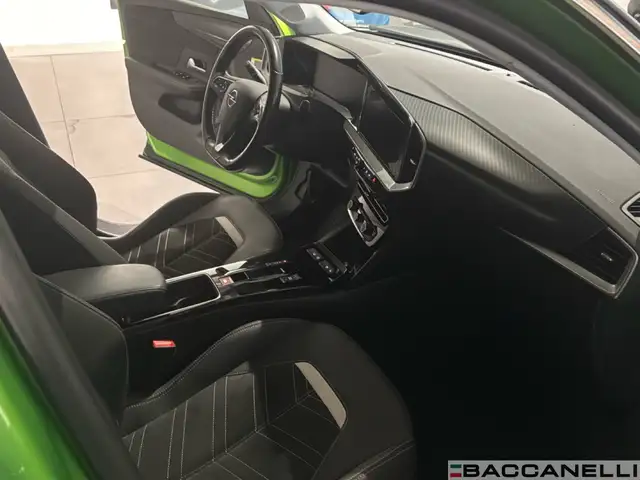 Opel Mokka-E view 13