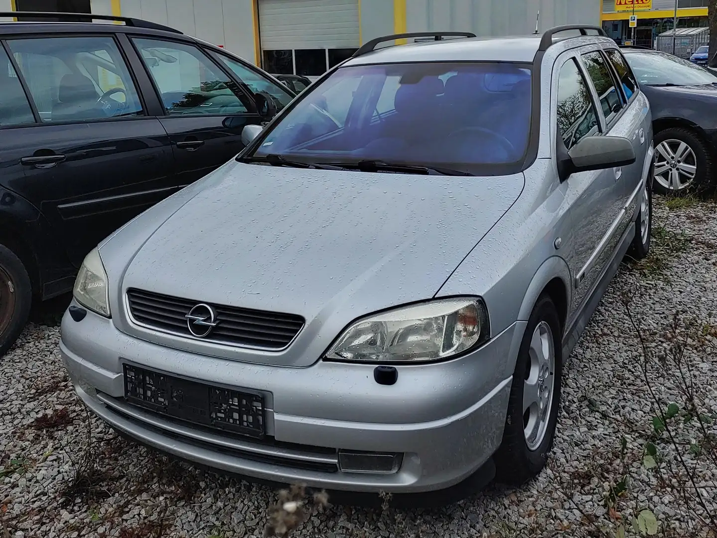 Opel Astra Astra Caravan 1.8 Caravan Elegance Silber - 1