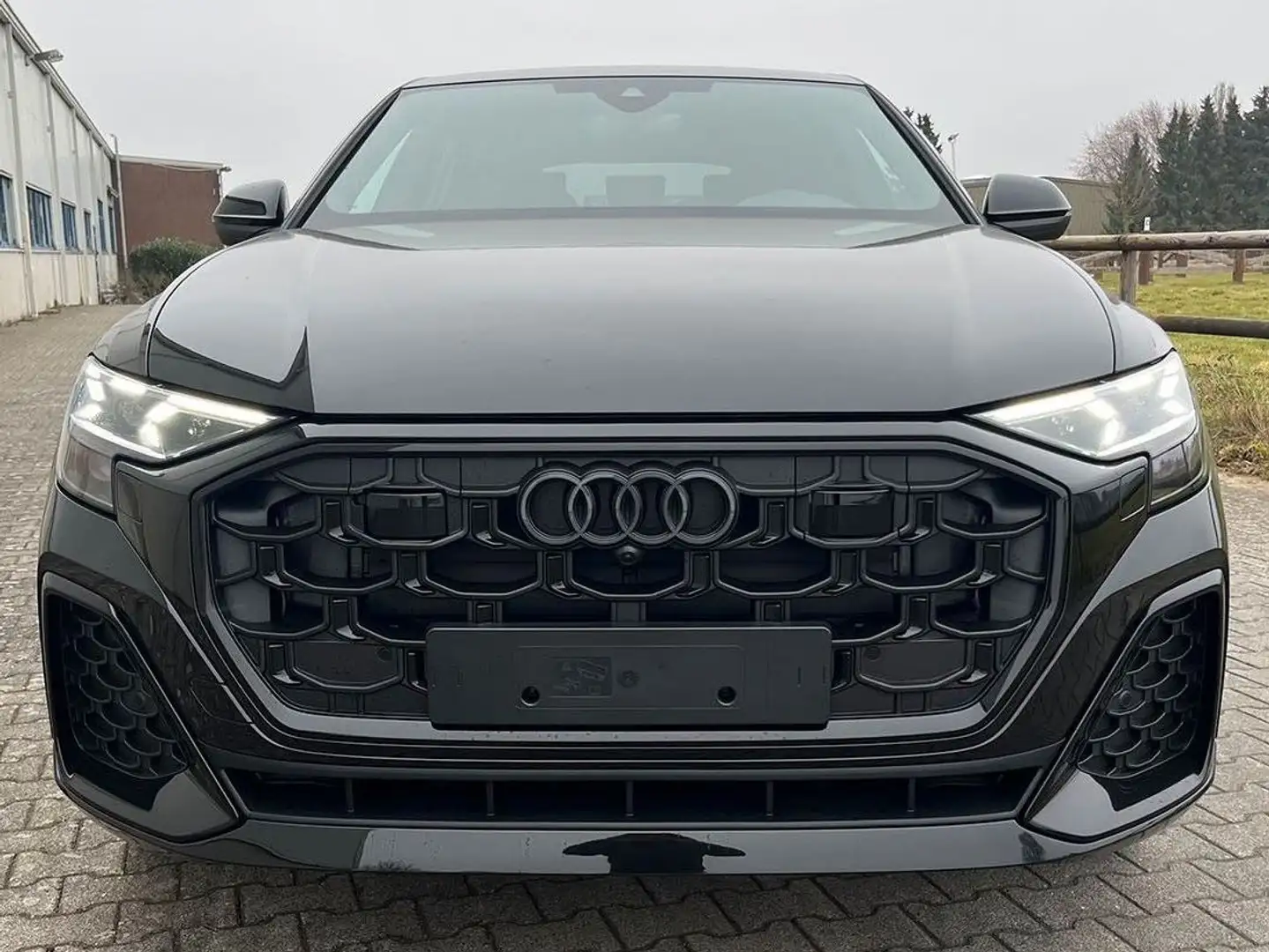 Audi Q8 50 3.0 tdi mhev S line quattro FACELIFT OLED TETTO Nero - 2
