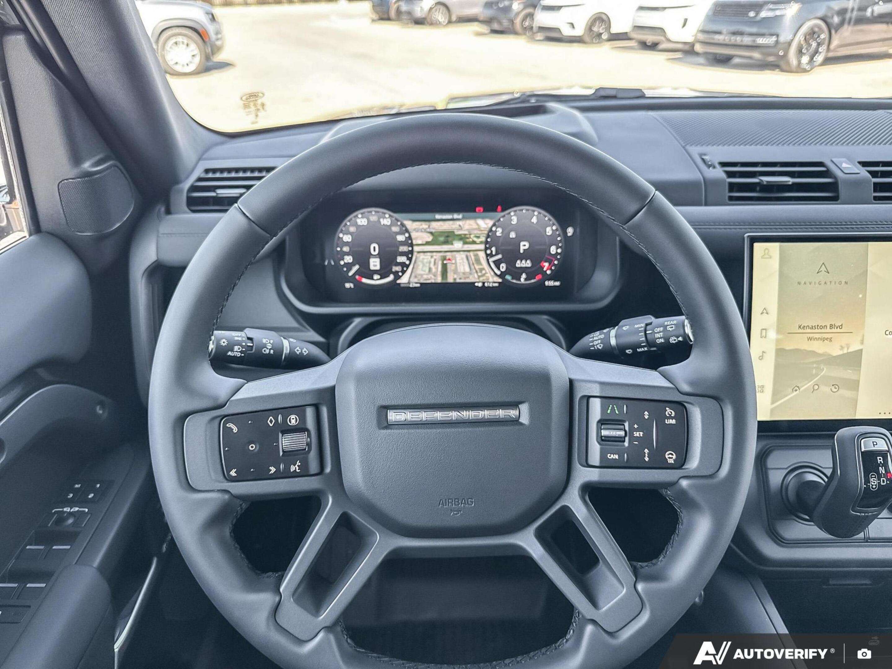 2026 Land Rover Defender 110 P400 X-Dynamic SE thumb 15