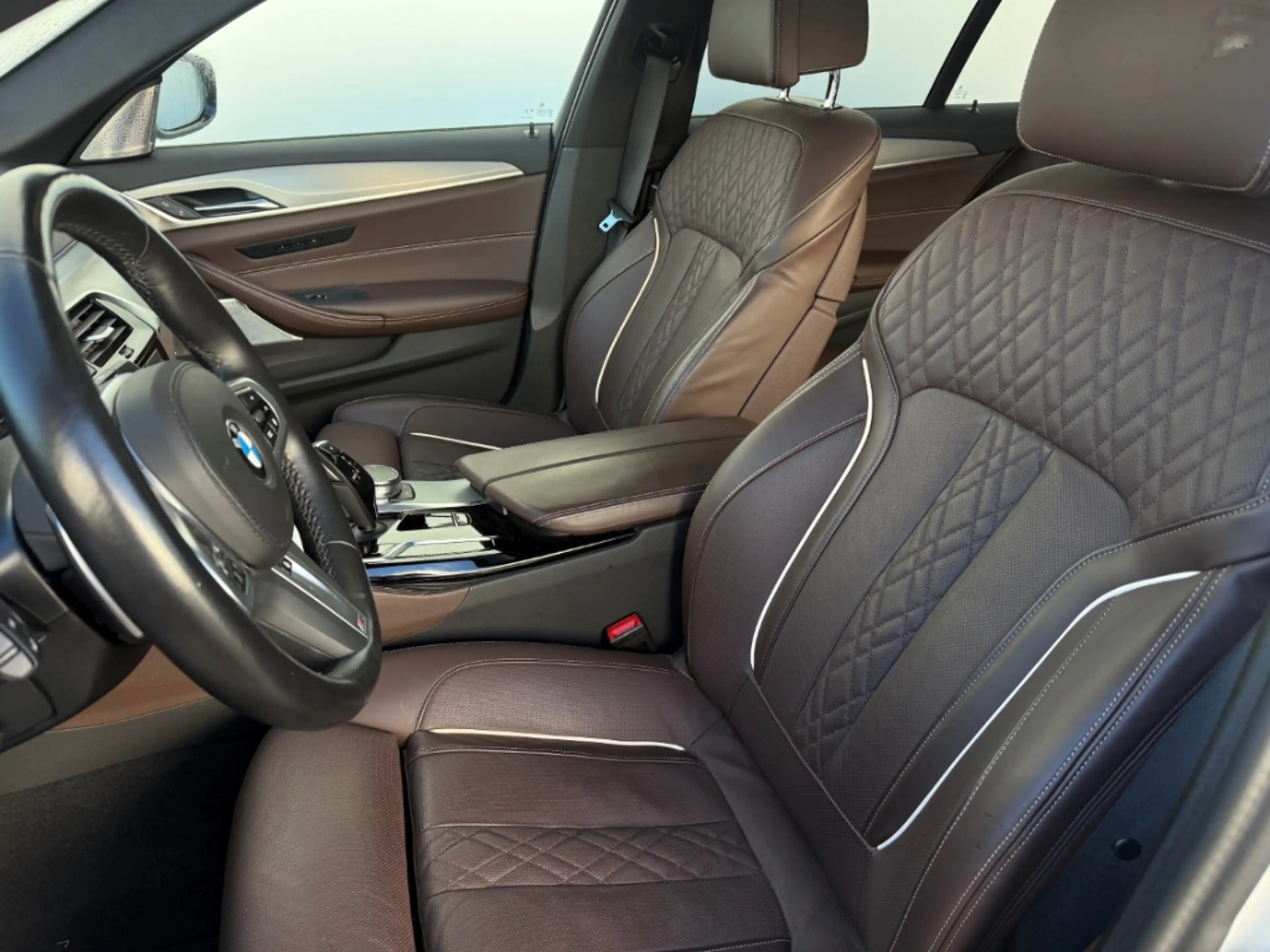 BMW 540 dA xDrive Touring M Sportpaket HUD Luftfederung St — photo 10