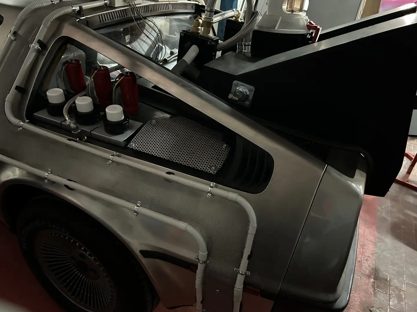 Delorean DMC-12 bttf replica tutto nuovo ritorno al futuro manuale Silber - 2