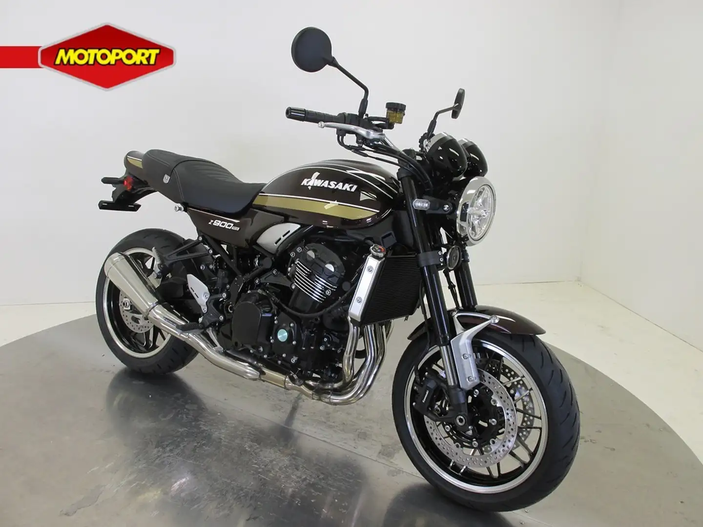 Kawasaki Z900RS Roşu - 2