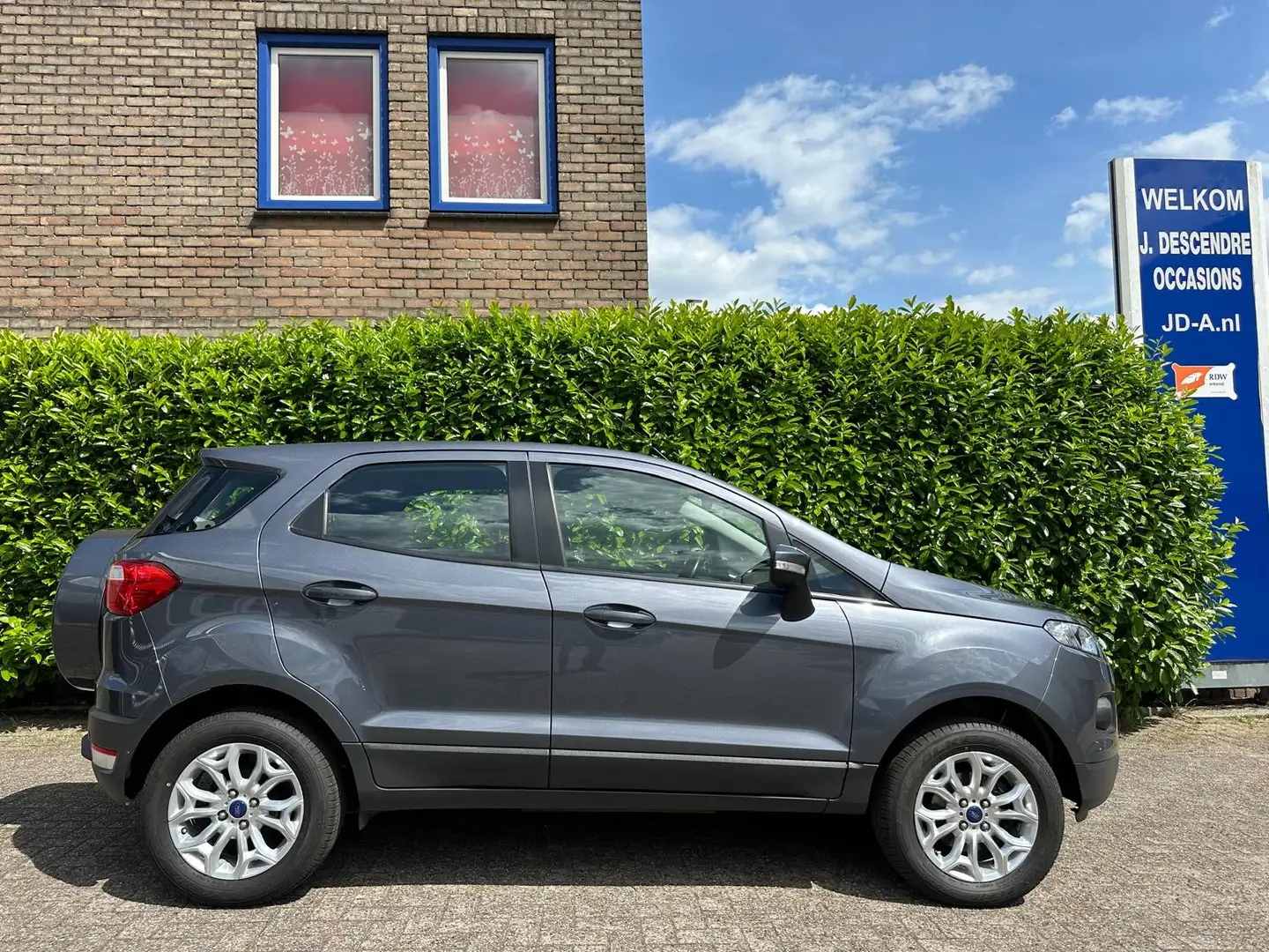 Ford EcoSport 1.0 EcoBoost Trend Airco, ElecPakket, Lmv, Pdc!!!! Grau - 2
