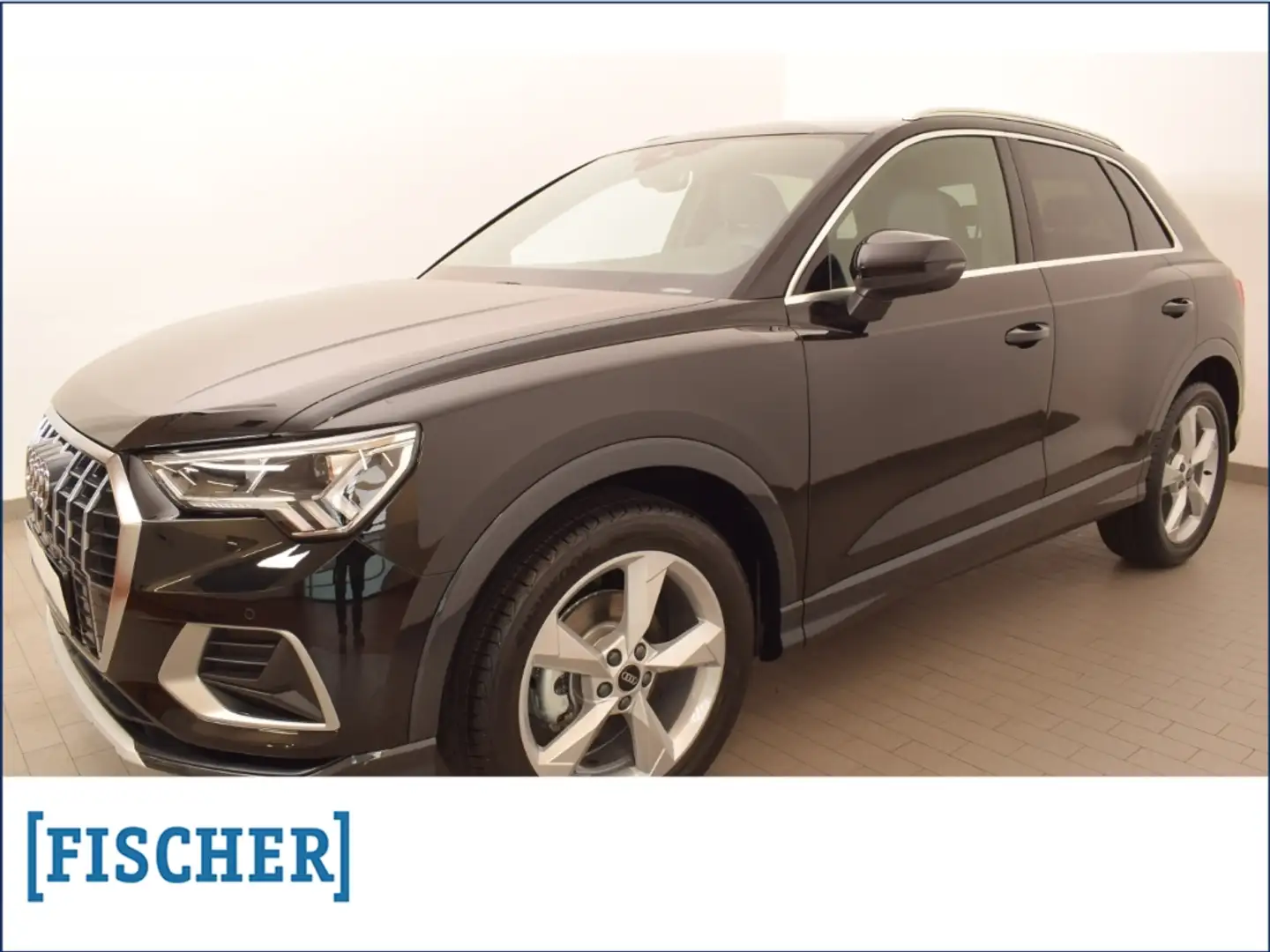 Audi Q3 35TFSI S tronic advanced LED Navi SHZ Rear View Schwarz - 1