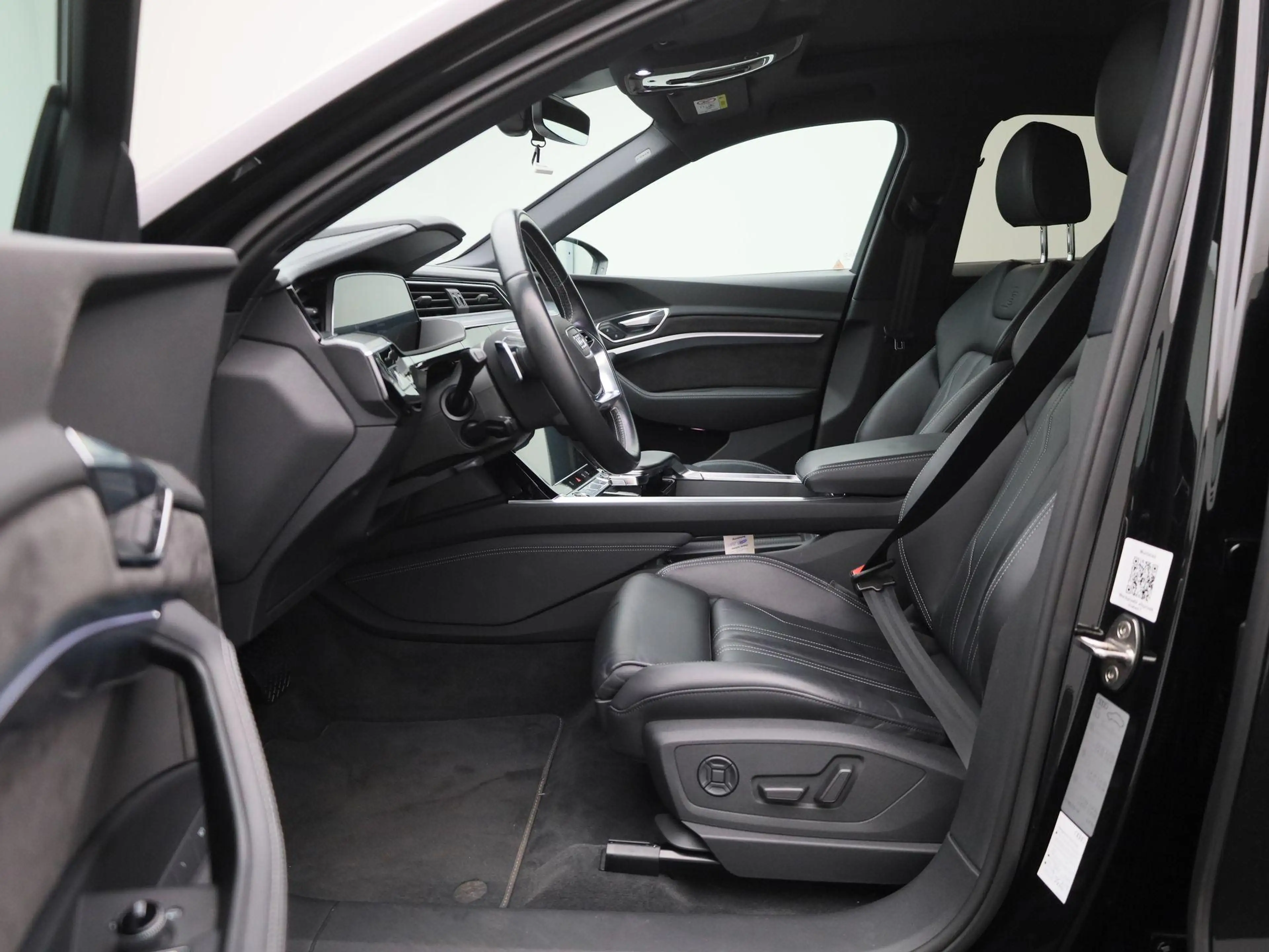 Audi e-tron Sportback 55 quattro S edition 95 kWh — photo 11