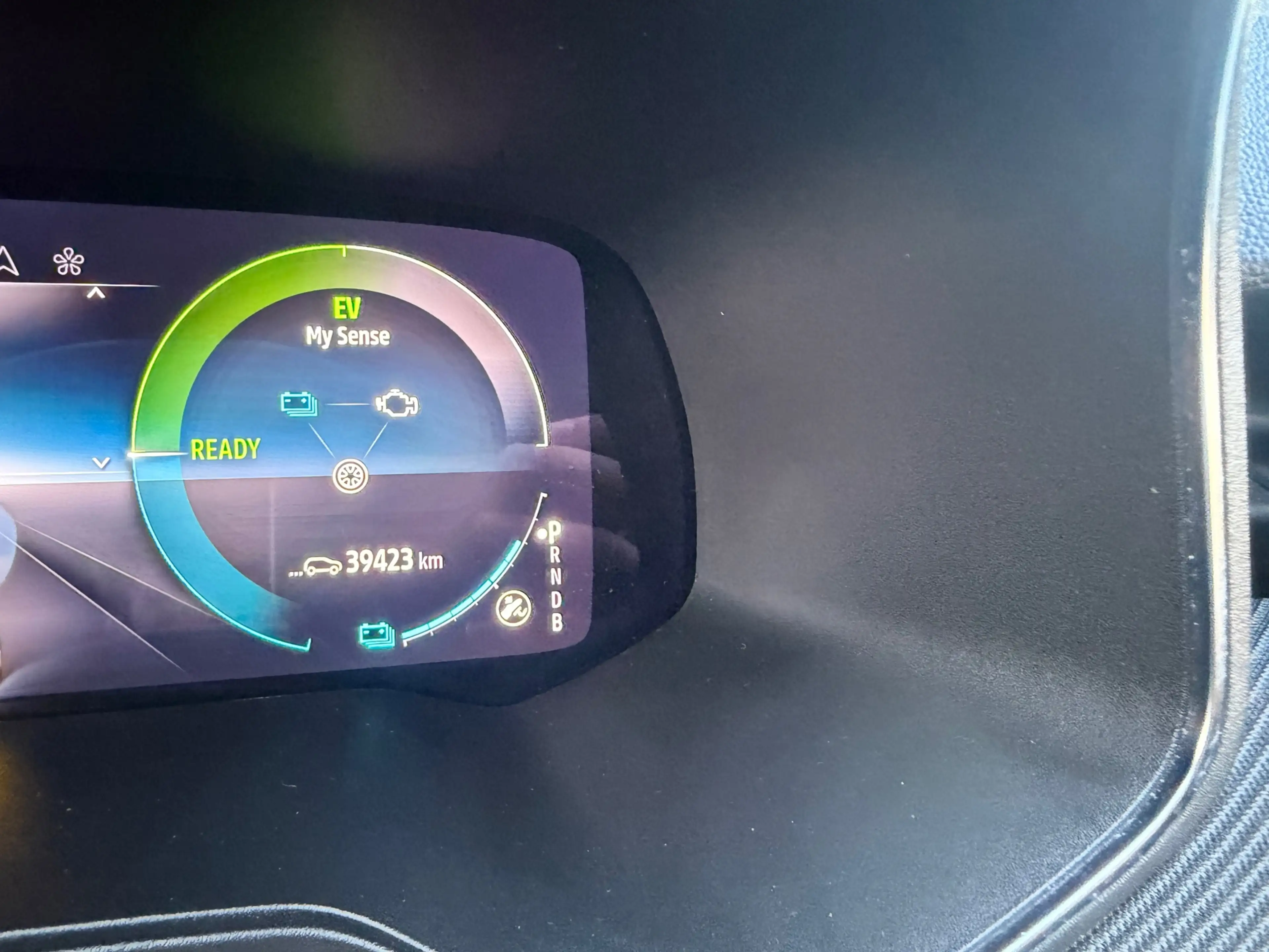 Renault Clio 1.6 E-Tech Full Hybrid 145 esprit Alpine, 4 seizoe — photo 12