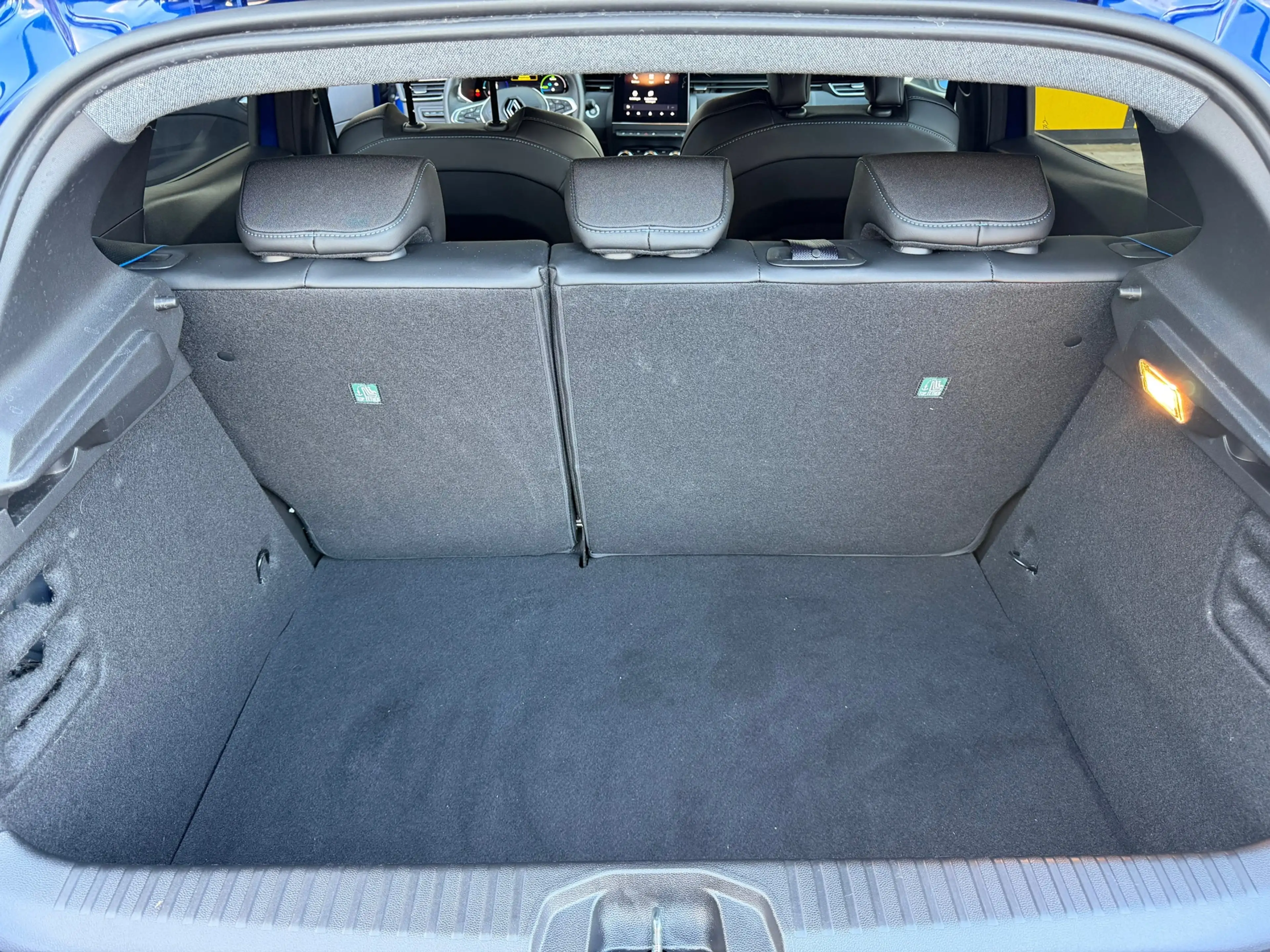 Renault Clio 1.6 E-Tech Full Hybrid 145 esprit Alpine, 4 seizoe — photo 26