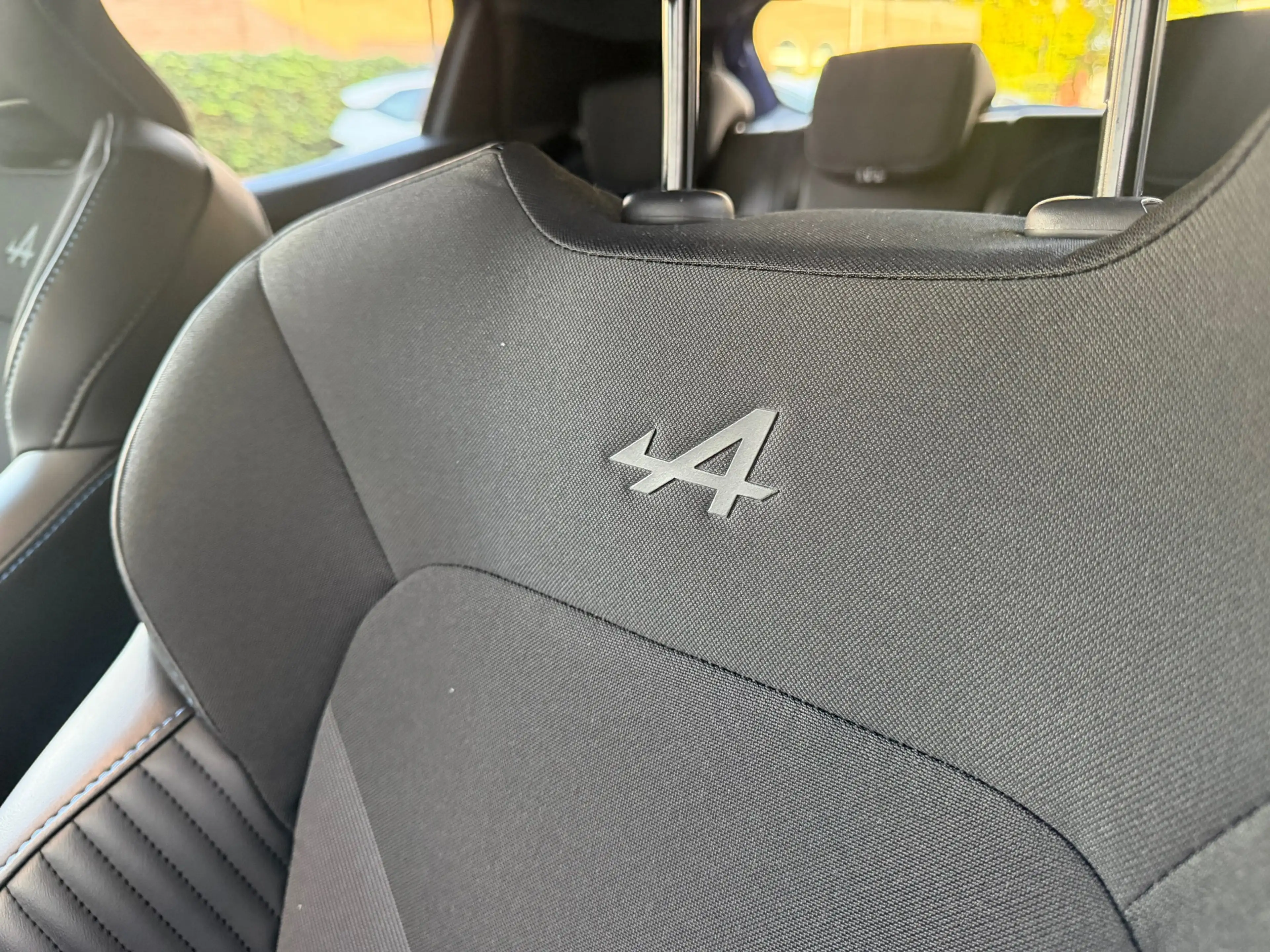 Renault Clio 1.6 E-Tech Full Hybrid 145 esprit Alpine, 4 seizoe — photo 6