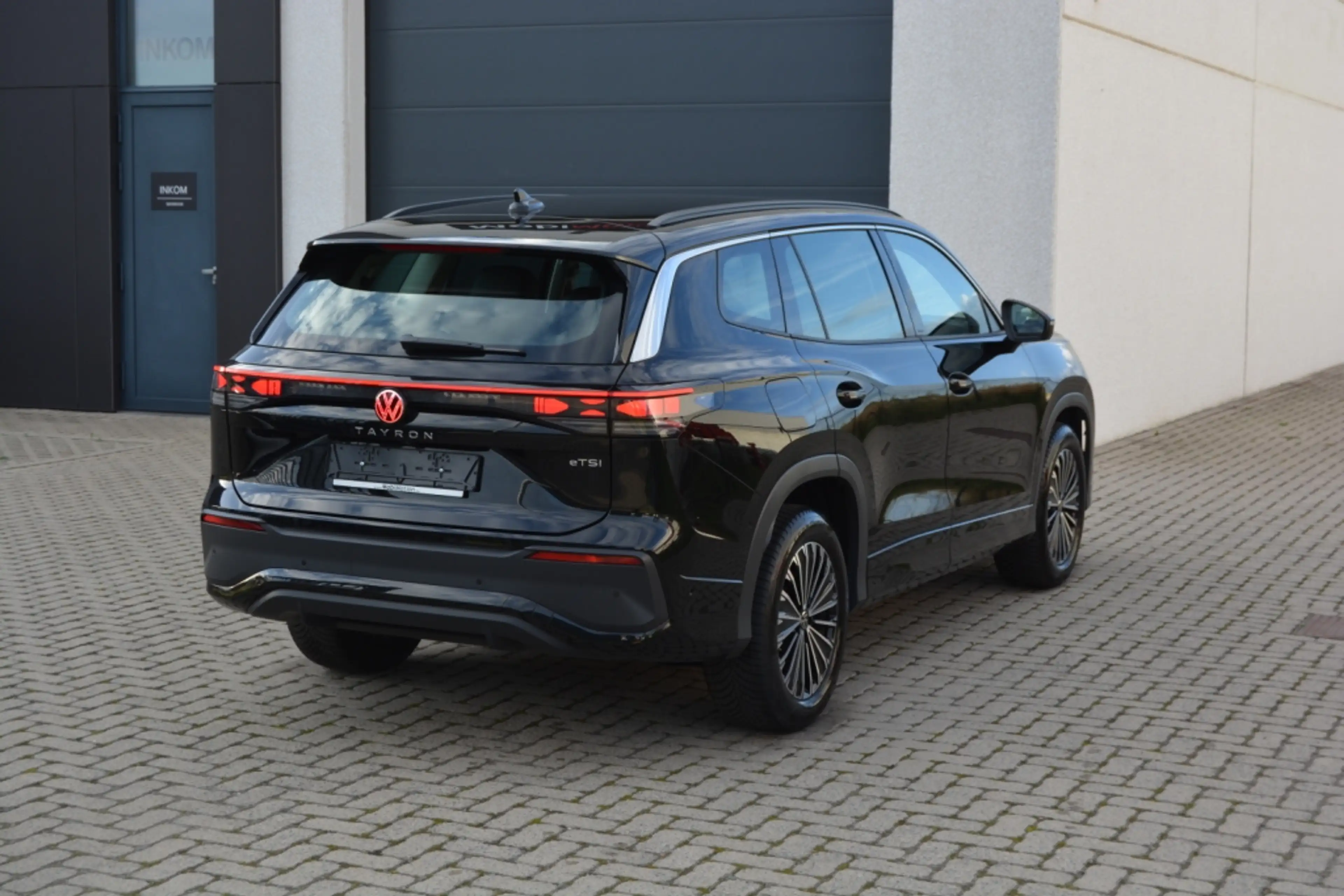 Volkswagen Tayron 1.5eTSI mHEV 150PK 7Plaats - GPS - 360° Camera -Trekhaak - M:2026 — photo 2