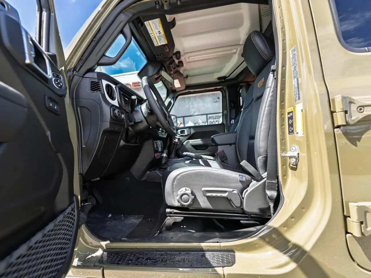 Jeep Wrangler снимка Jeep Wrangler
