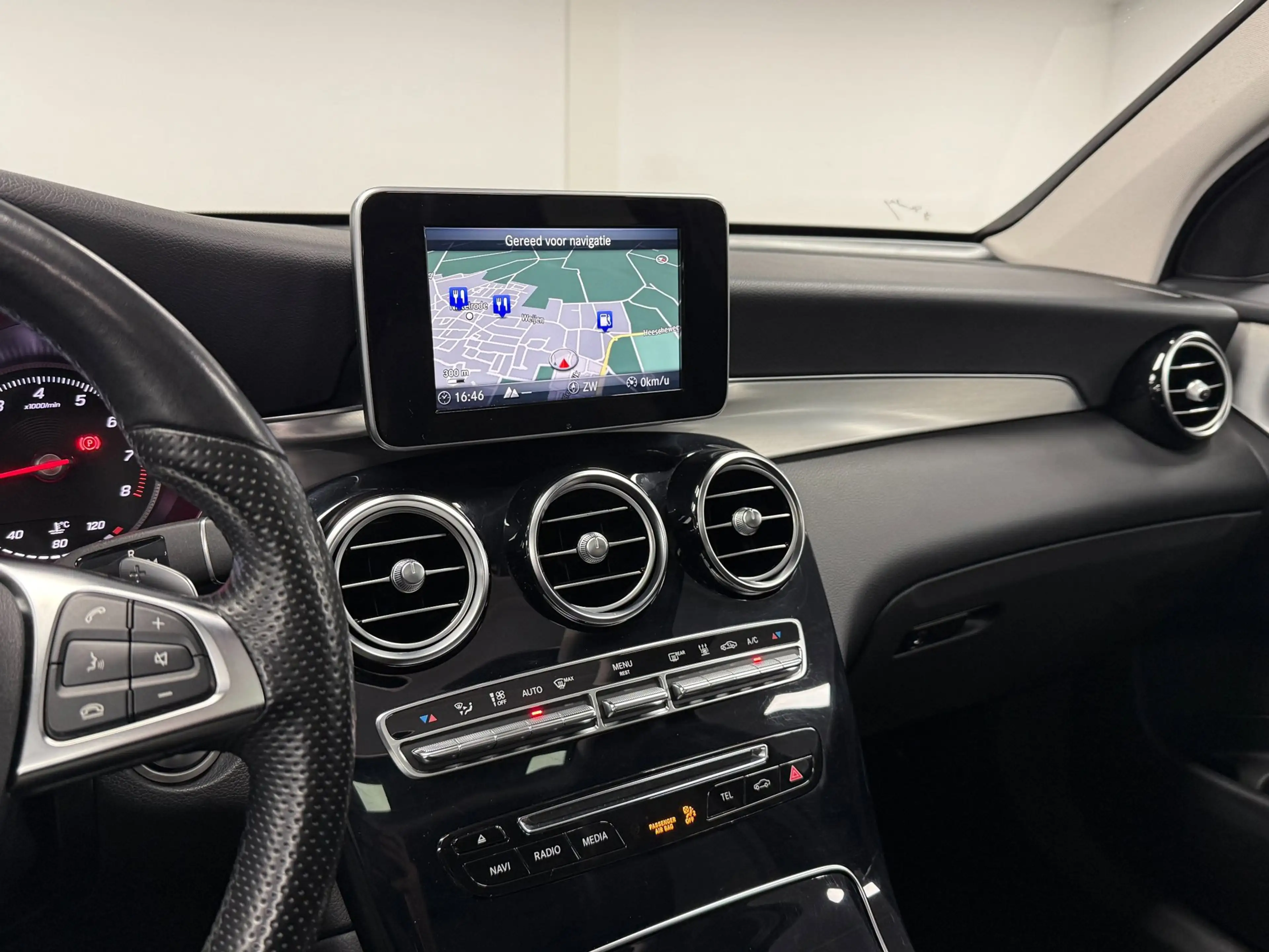 Mercedes-Benz GLC 250 4MATIC Prestige AMG*Panodak*Trekhaak*Luchtvering*N — photo 10
