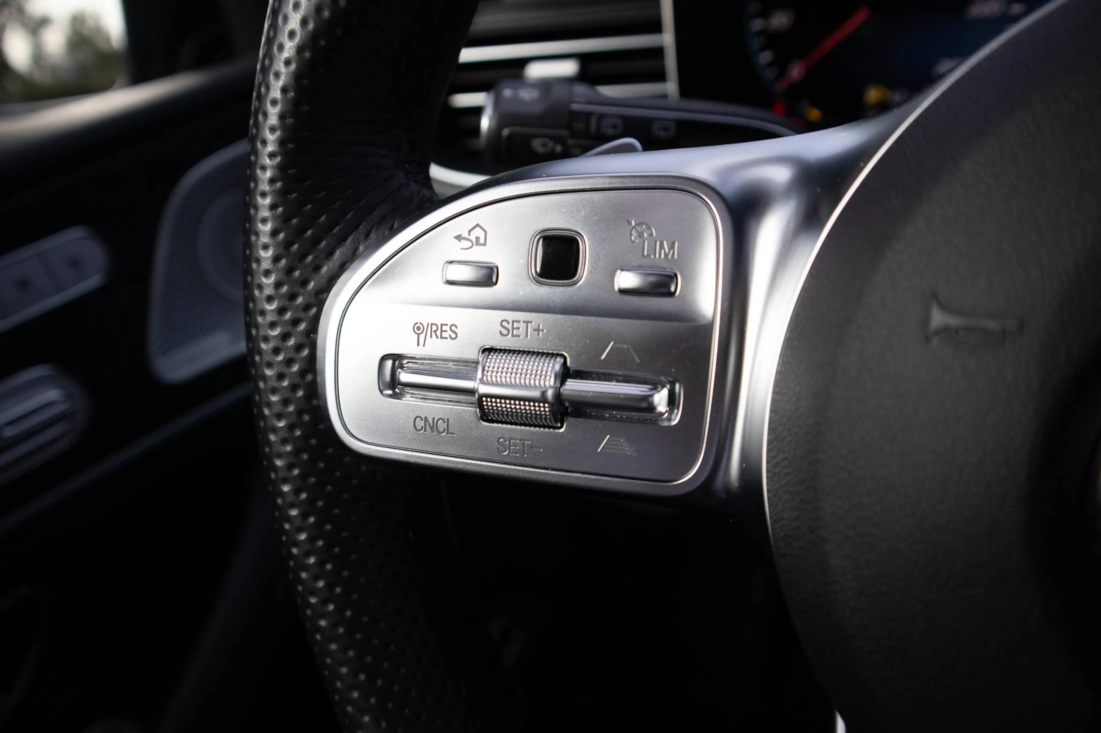Mercedes-Benz GLE 450 4-MATIC, AMG, 360°, LICHTE VRACHT, BURMESTER, AIR MATIC — photo 11